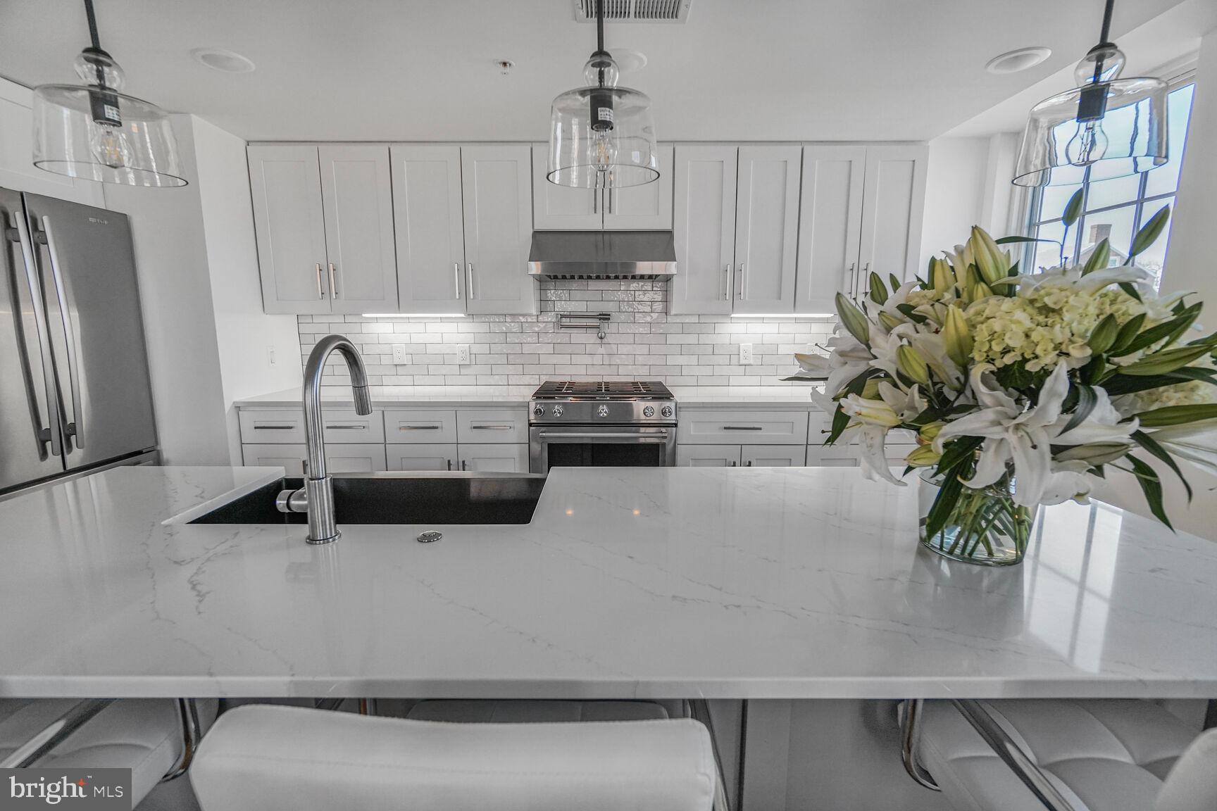 312 S WASHINGTON STREET 202