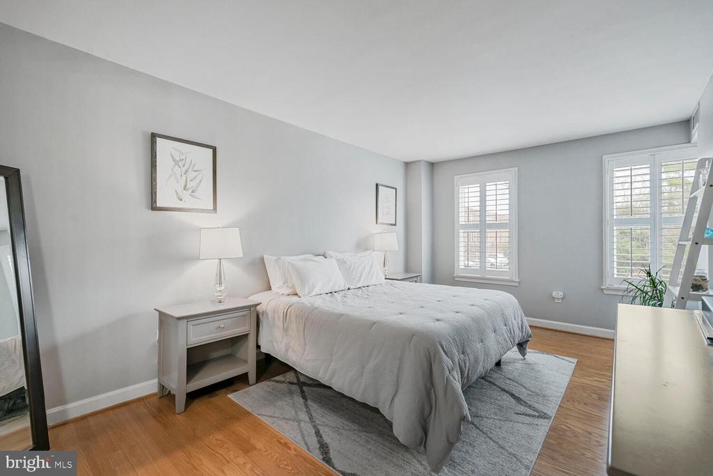 800 S SAINT ASAPH STREET 218
