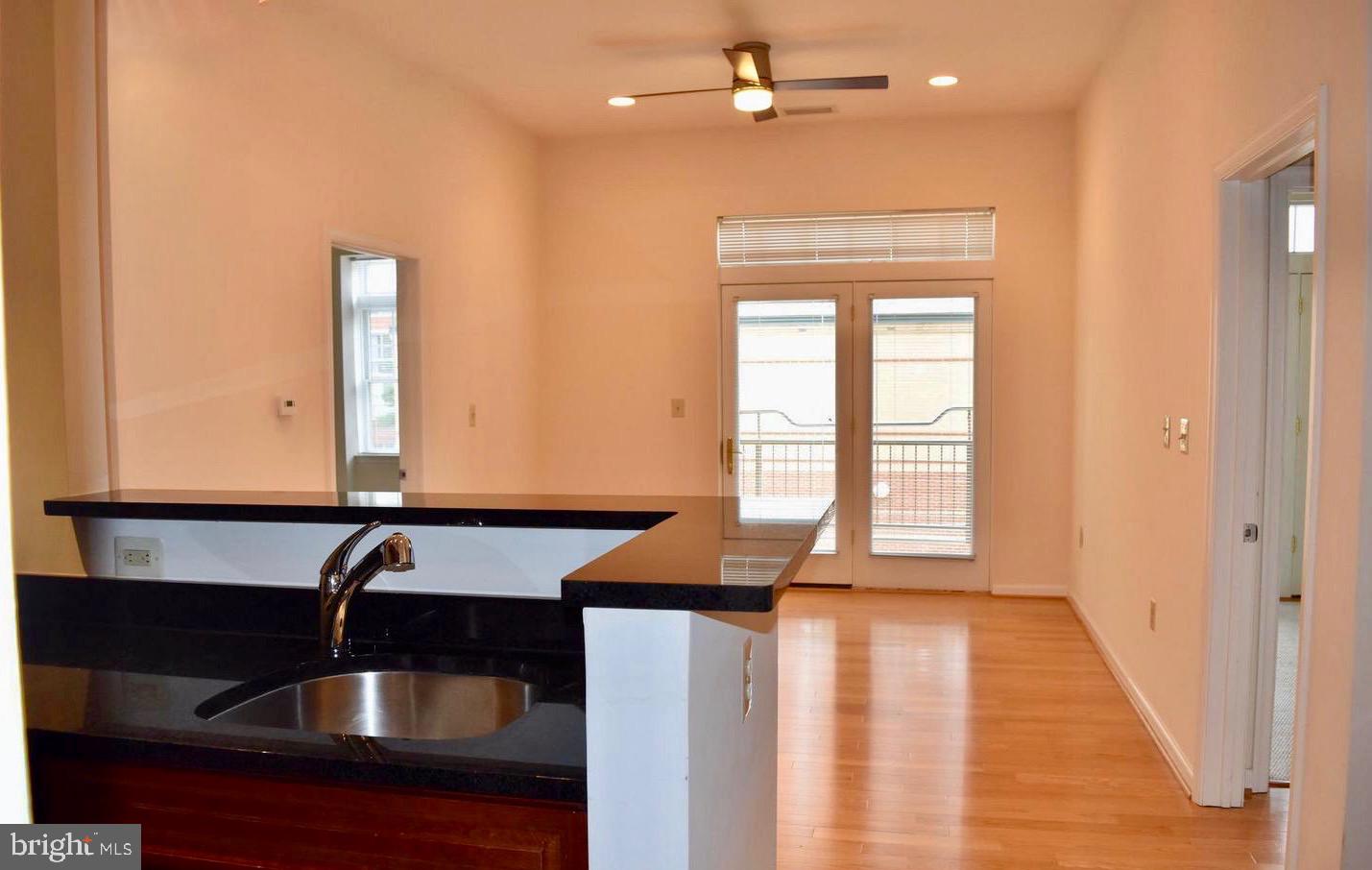 309 HOLLAND LANE 111