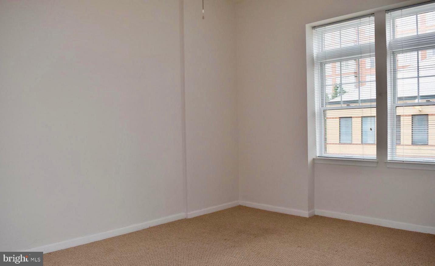 309 HOLLAND LANE 111