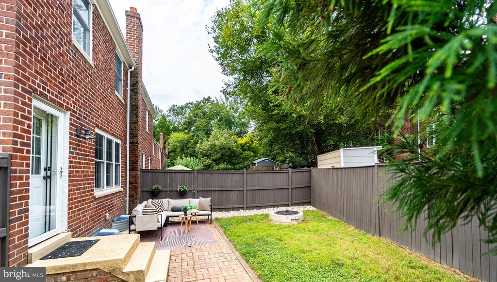 48 ANCELL STREET