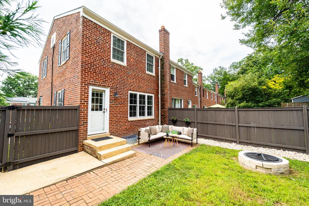 48 ANCELL STREET