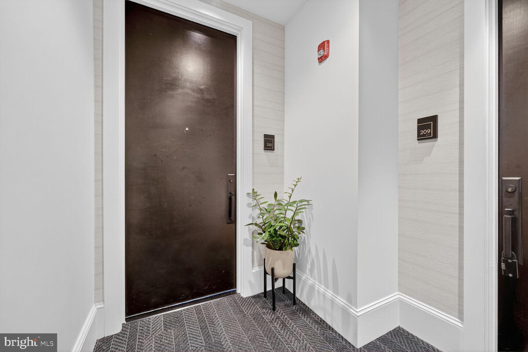 1312 KING STREET 210