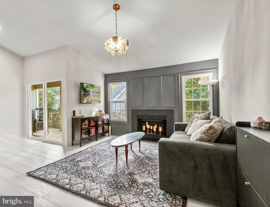 3308 WYNDHAM CIRCLE 323