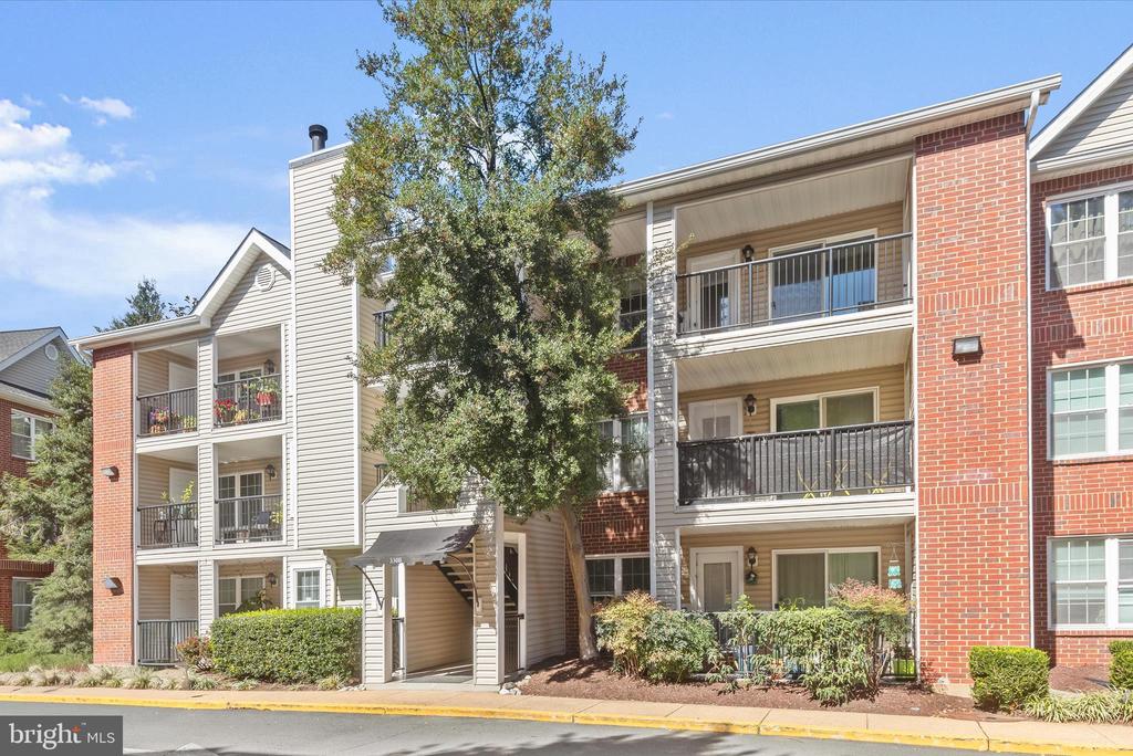 3308 WYNDHAM CIRCLE 323