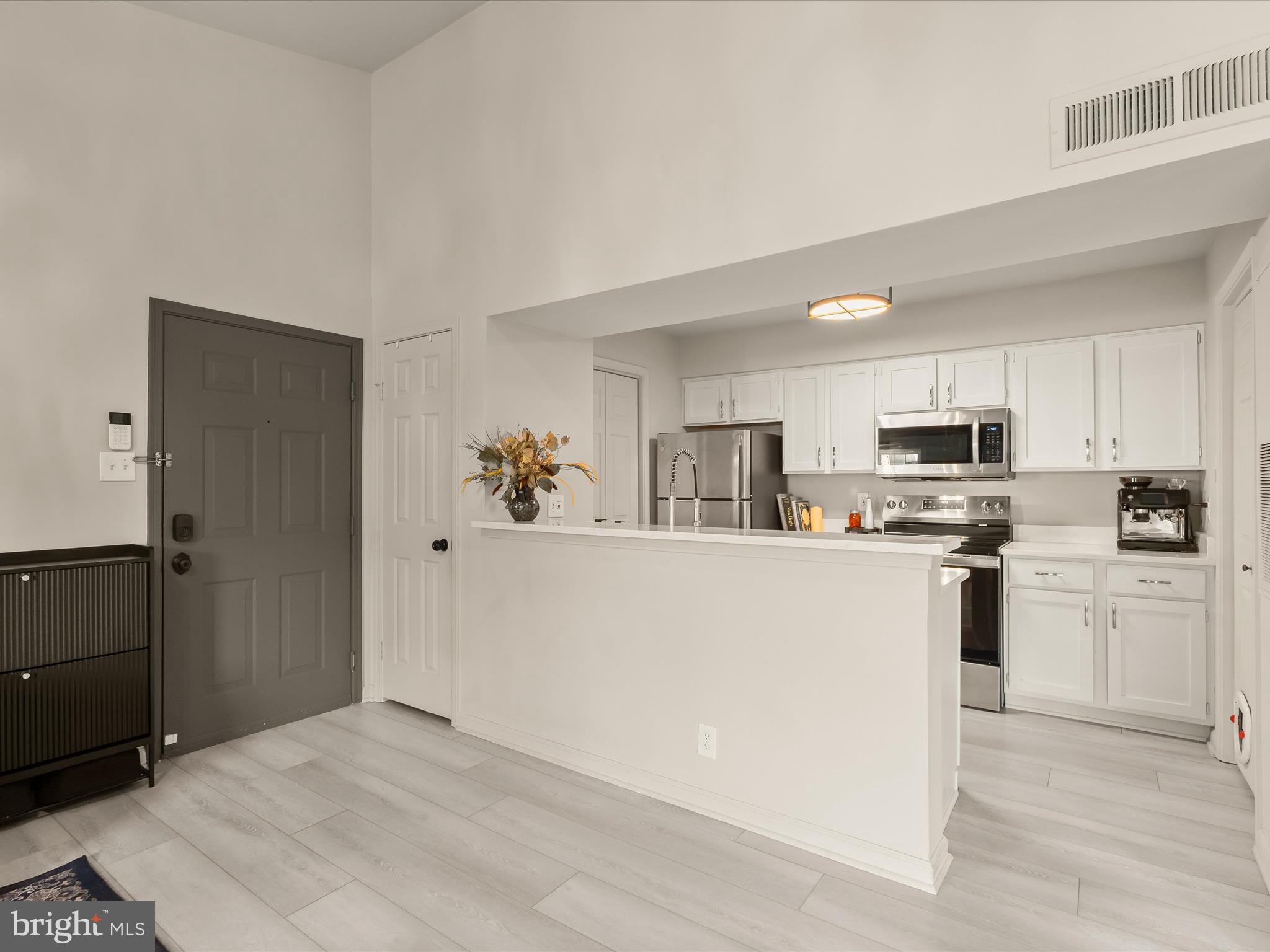 3308 WYNDHAM CIRCLE 323