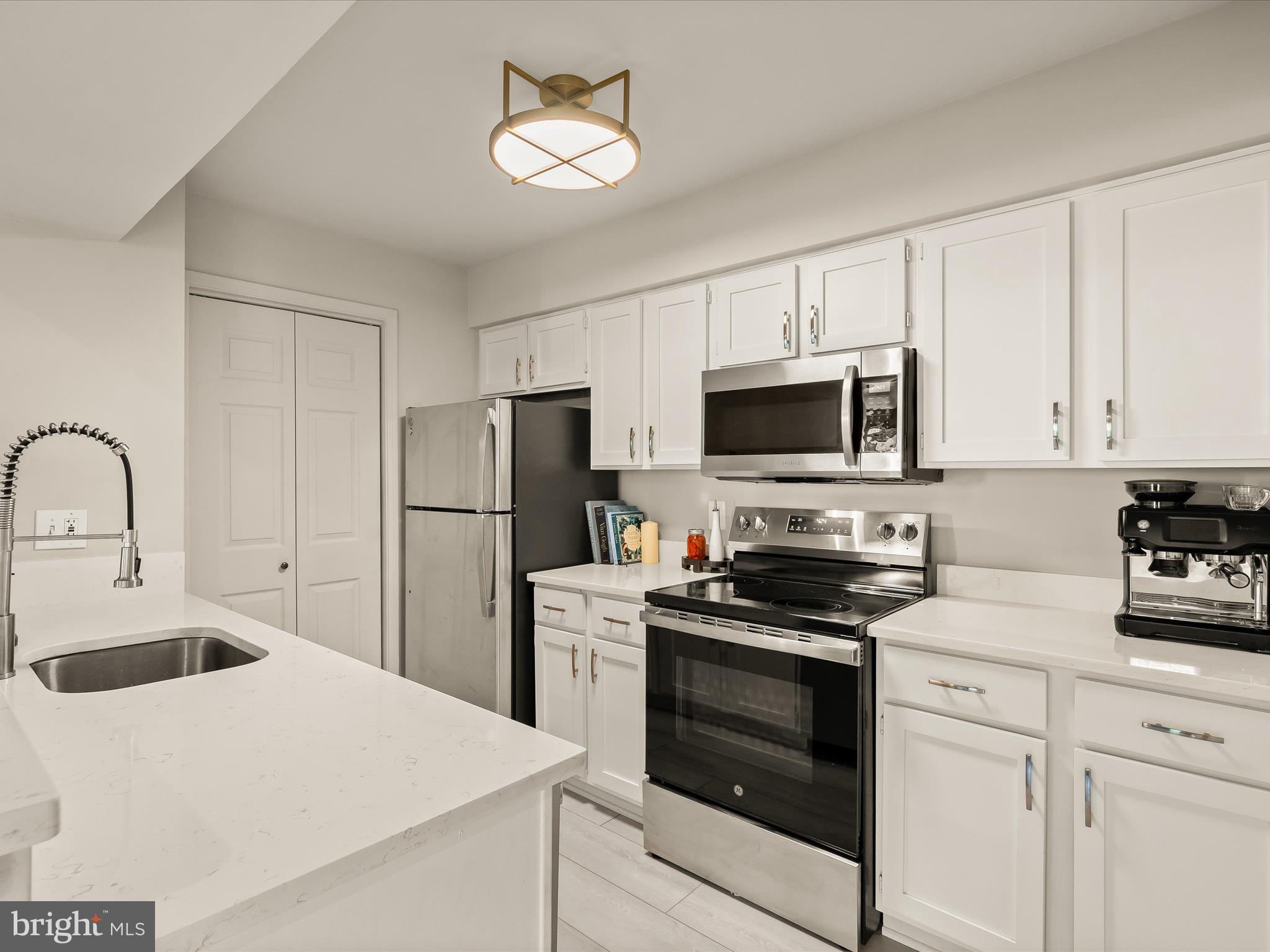 3308 WYNDHAM CIRCLE 323