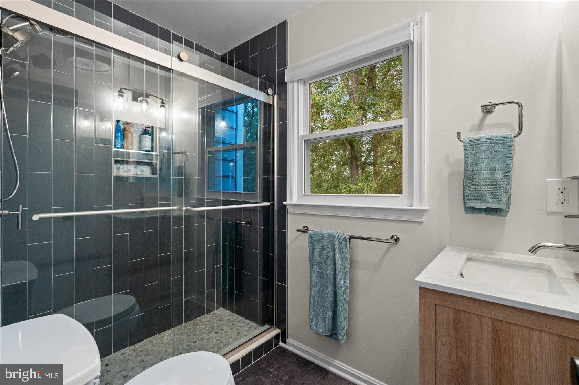 32 CARRIAGE HOUSE CIRCLE