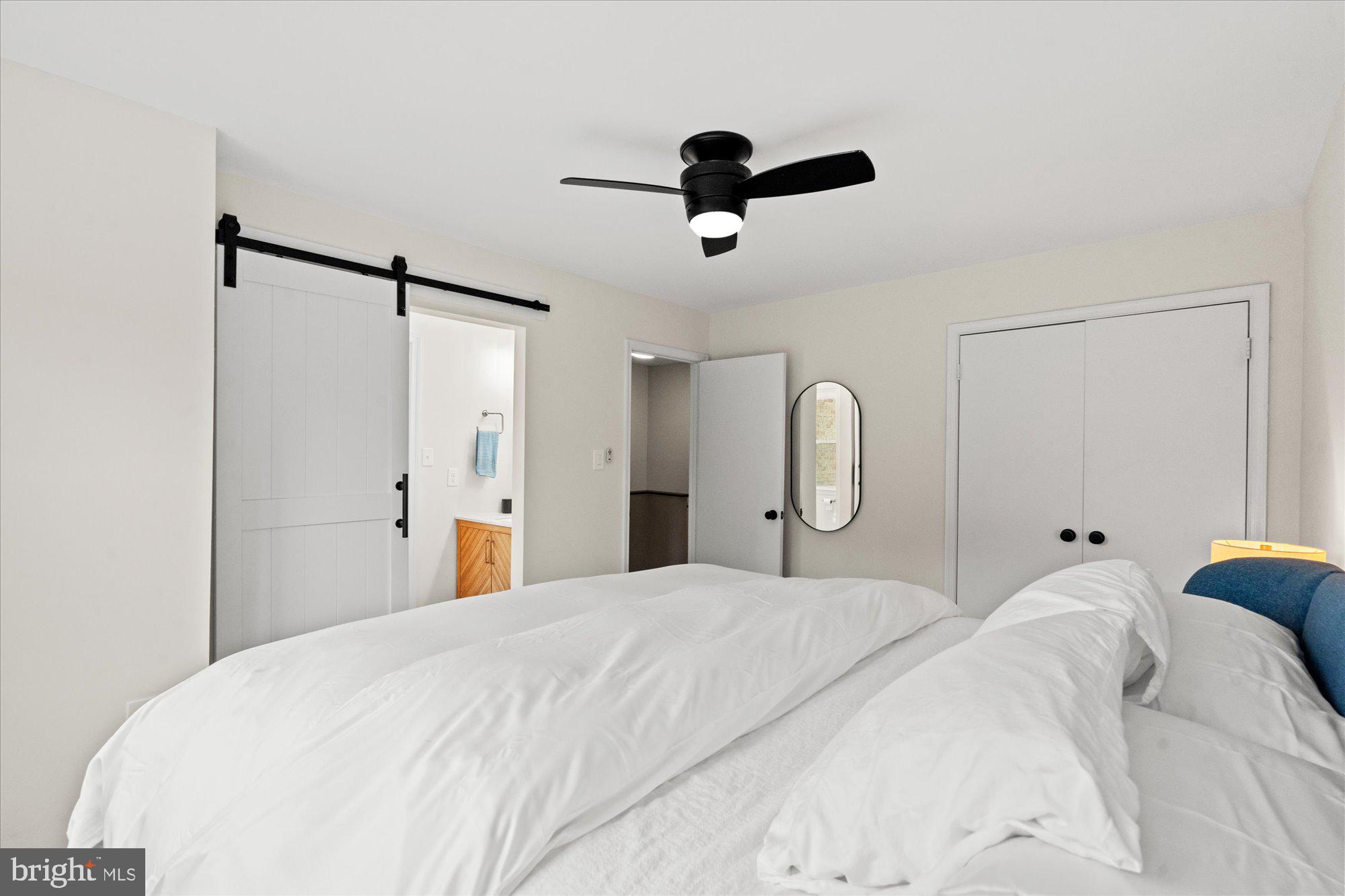 32 CARRIAGE HOUSE CIRCLE