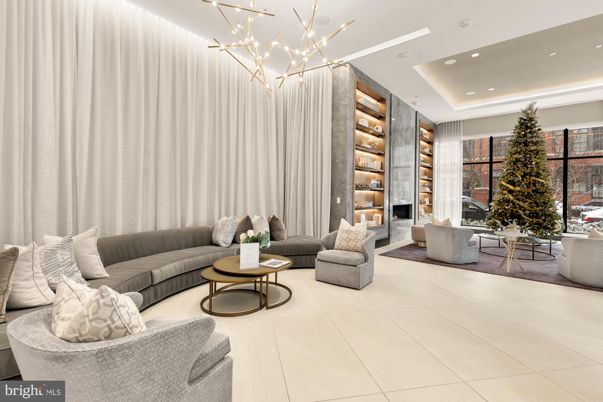 1201 N ROYAL STREET 206