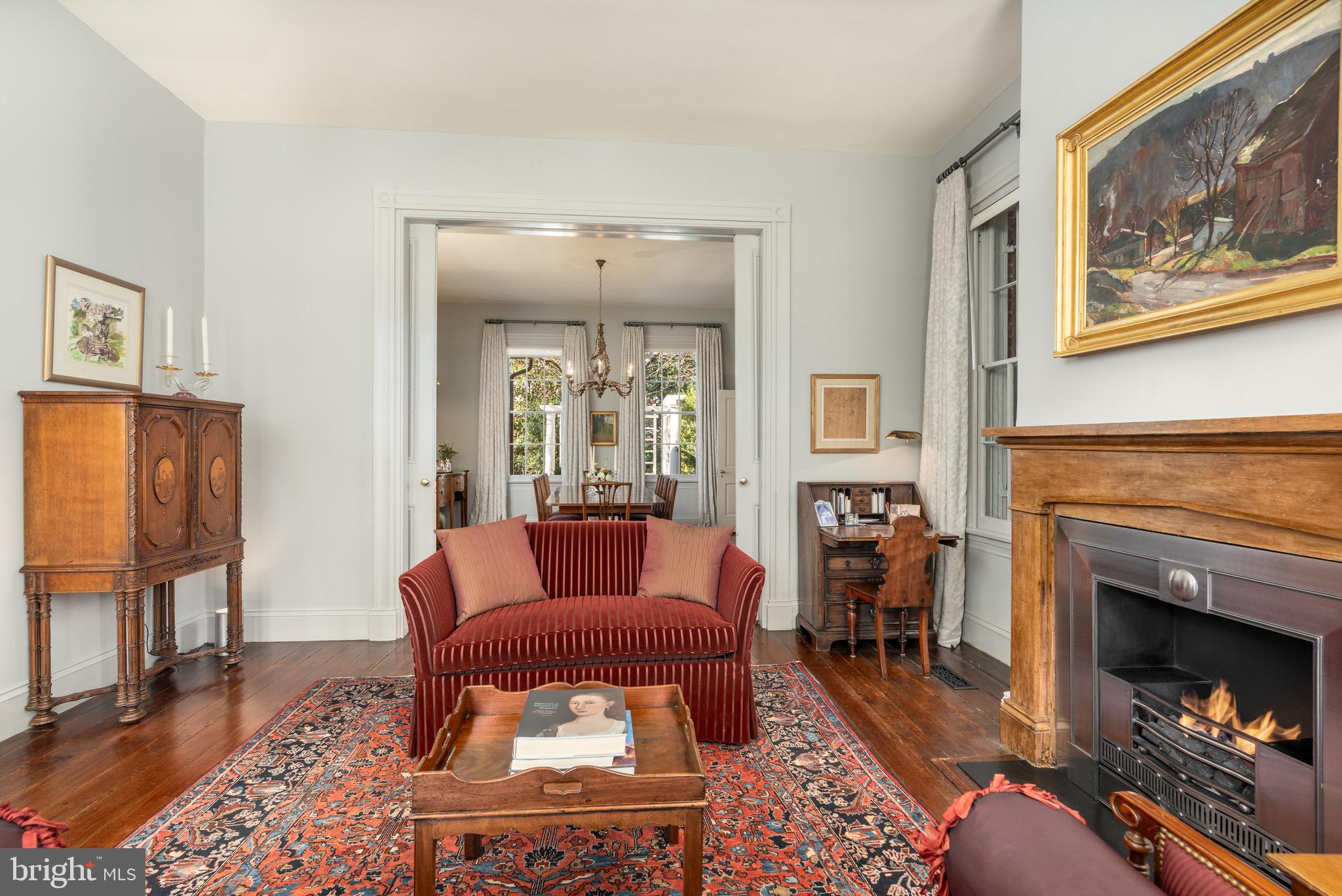 616 FORT WILLIAMS PARKWAY