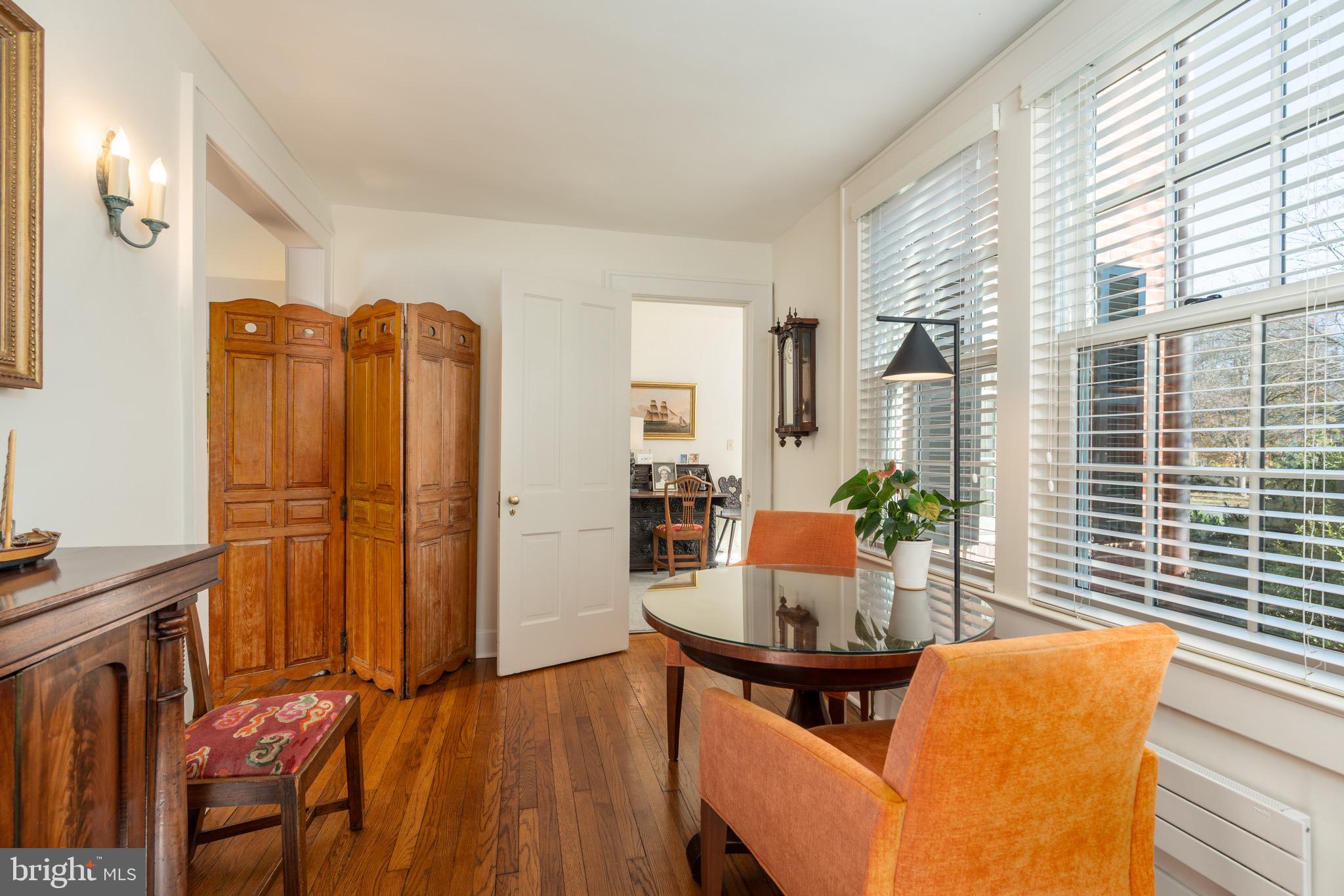 616 FORT WILLIAMS PARKWAY