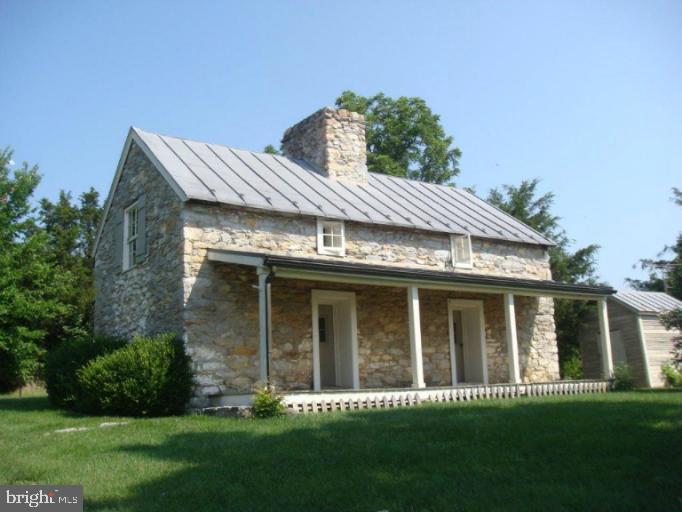 2884 BORDEN'S SPRING ROAD