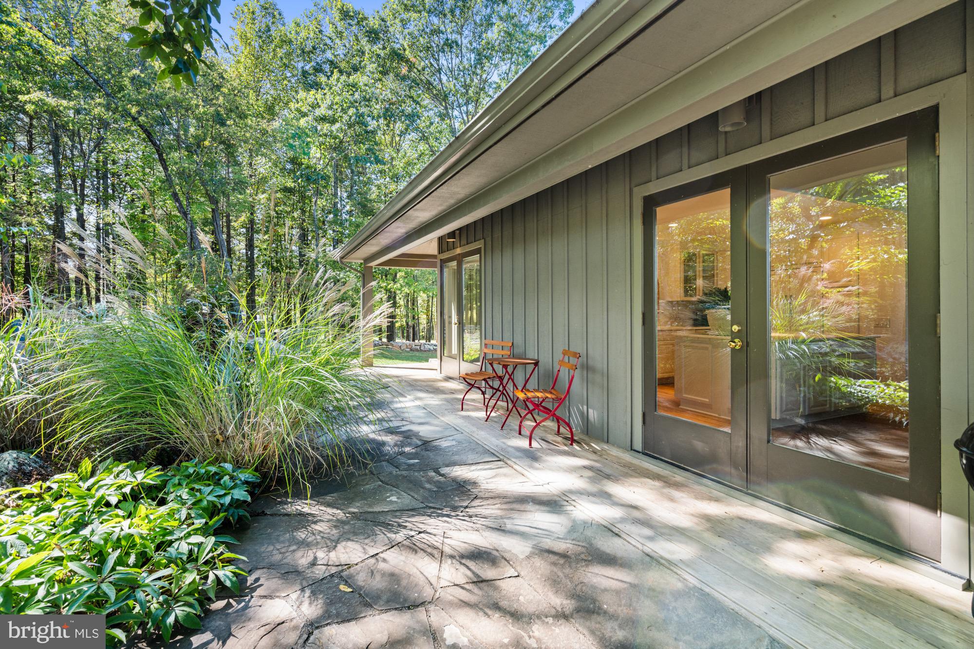 9055 HARTS MILL ROAD