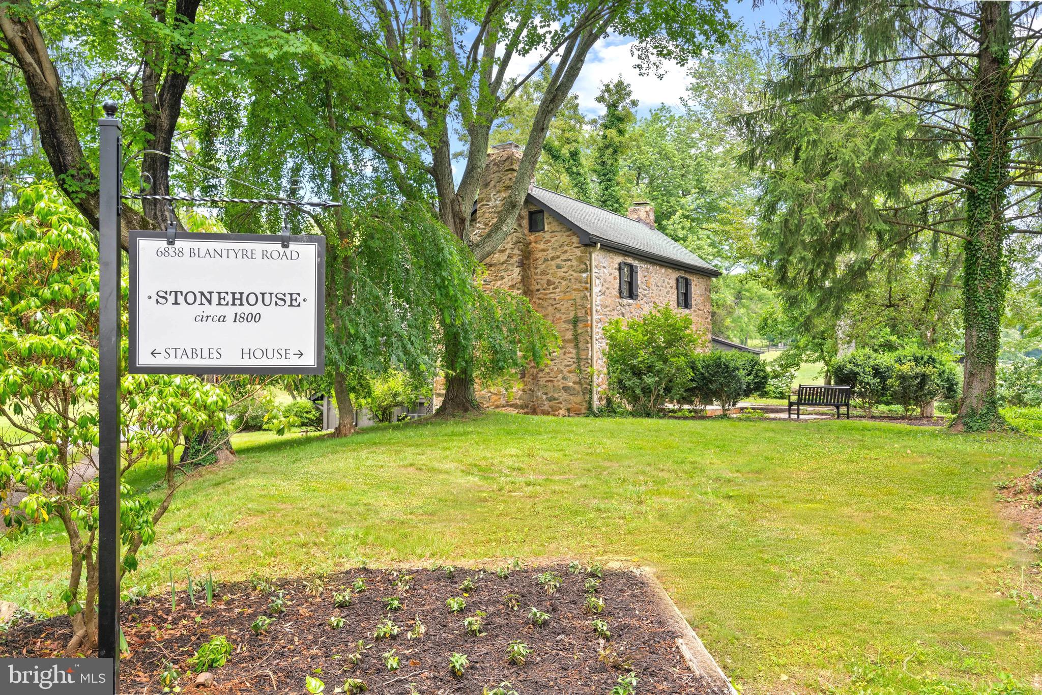 6838 BLANTYRE ROAD