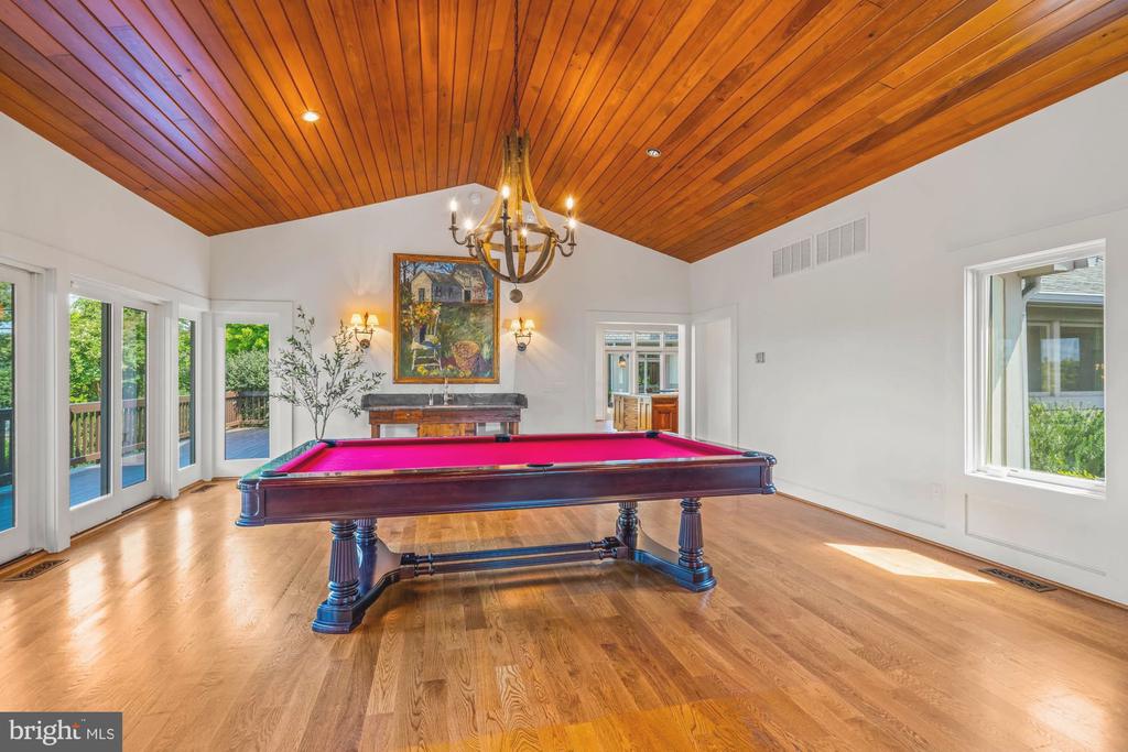 8520 CANNONBALL GATE ROAD