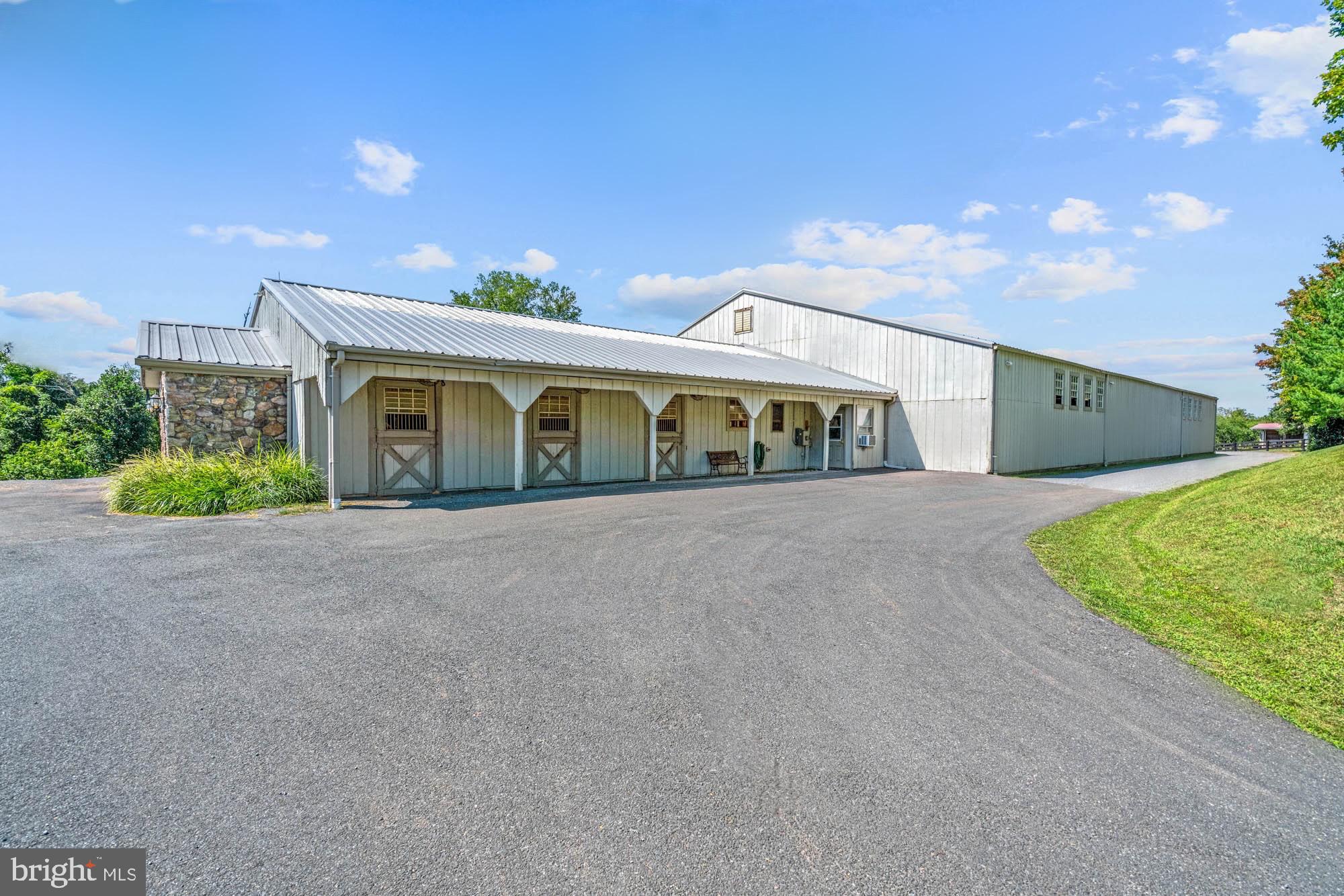 8520 CANNONBALL GATE ROAD