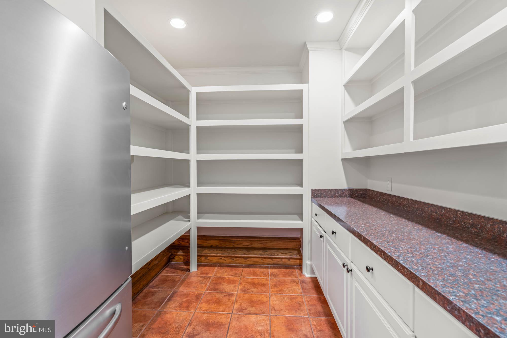 8520 CANNONBALL GATE ROAD