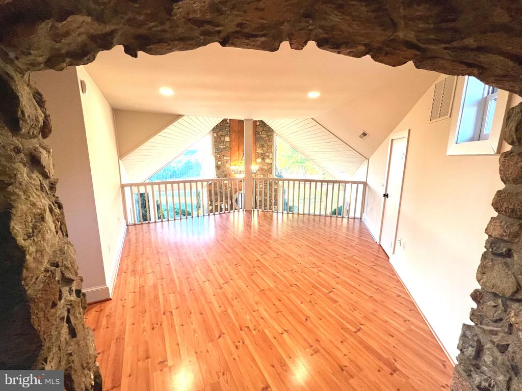 8520 CANNONBALL GATE ROAD