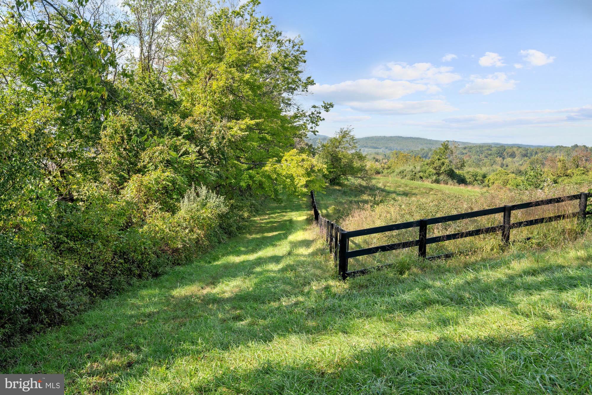 8520 CANNONBALL GATE ROAD