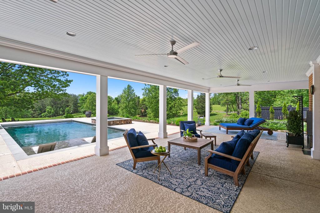 8398 LEES RIDGE ROAD