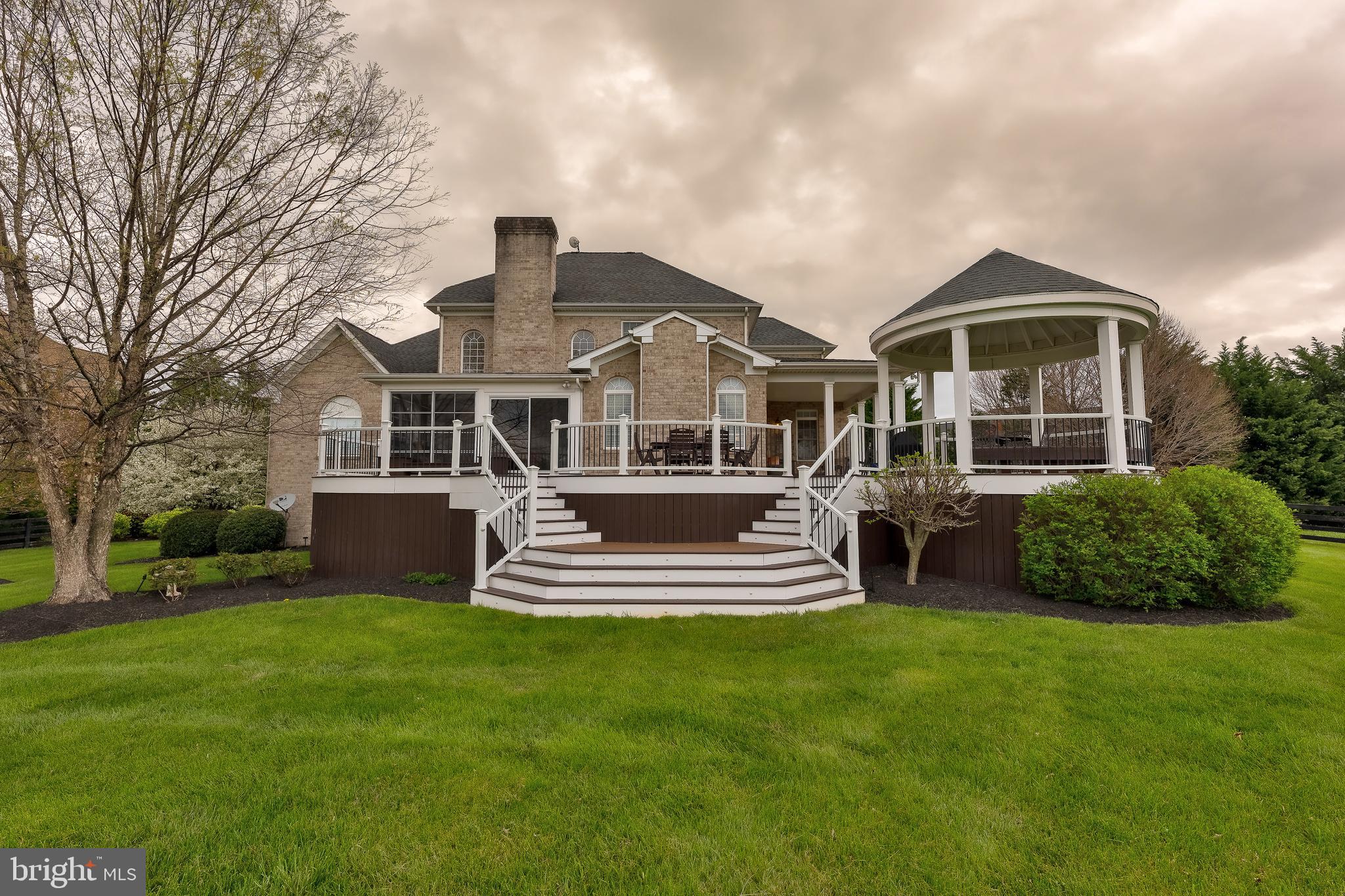 116 CORA LANE