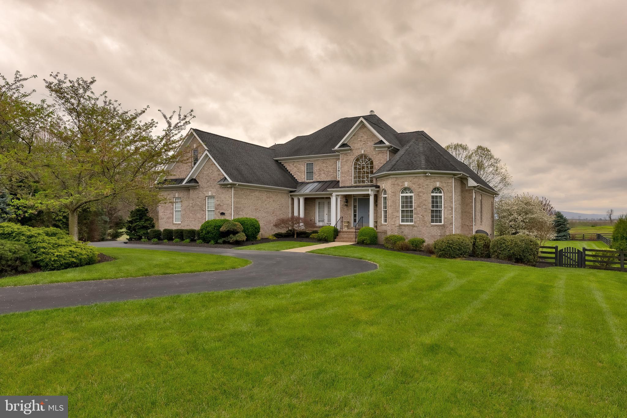 116 CORA LANE