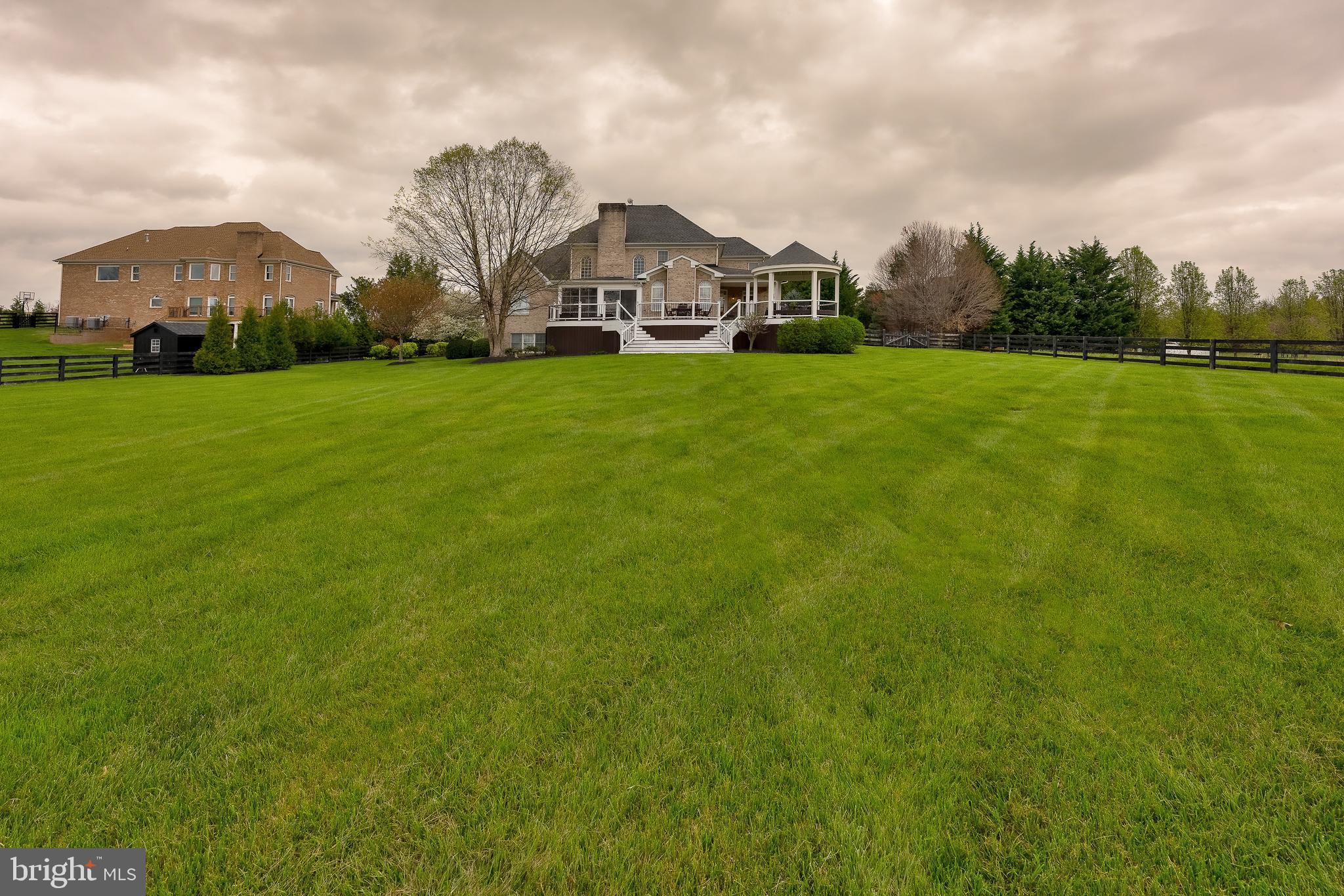 116 CORA LANE