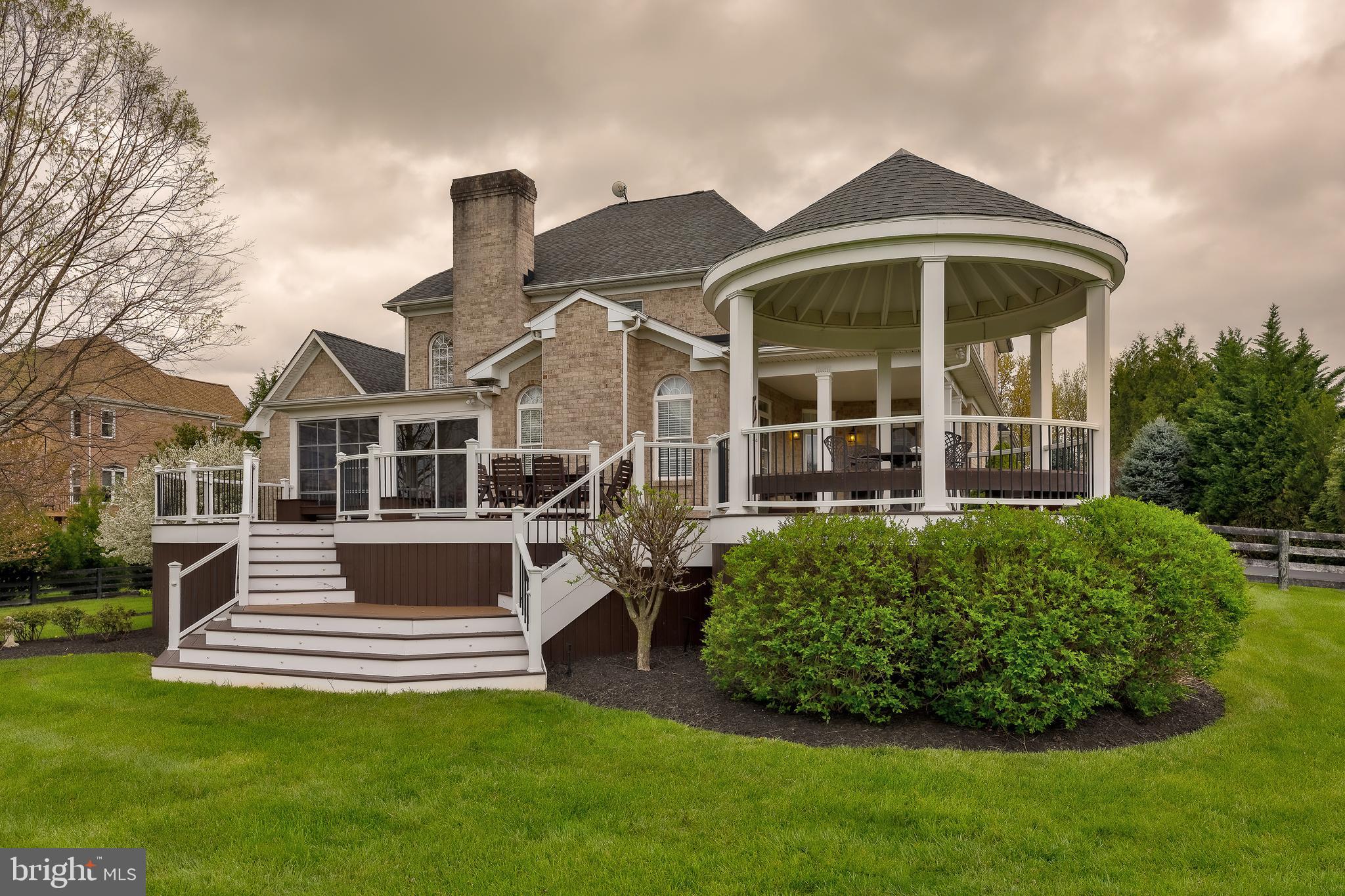 116 CORA LANE