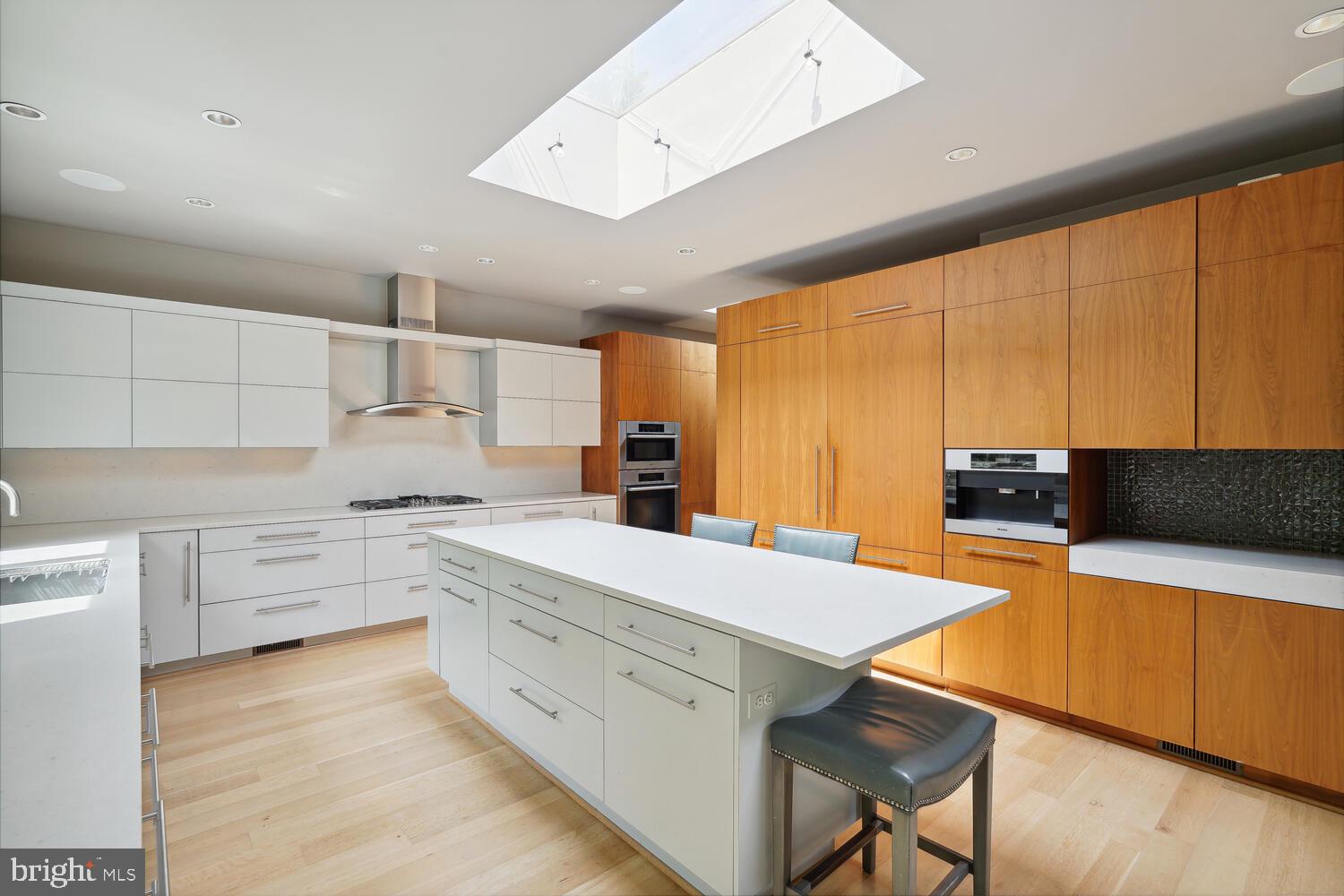 1463 KIRBY ROAD