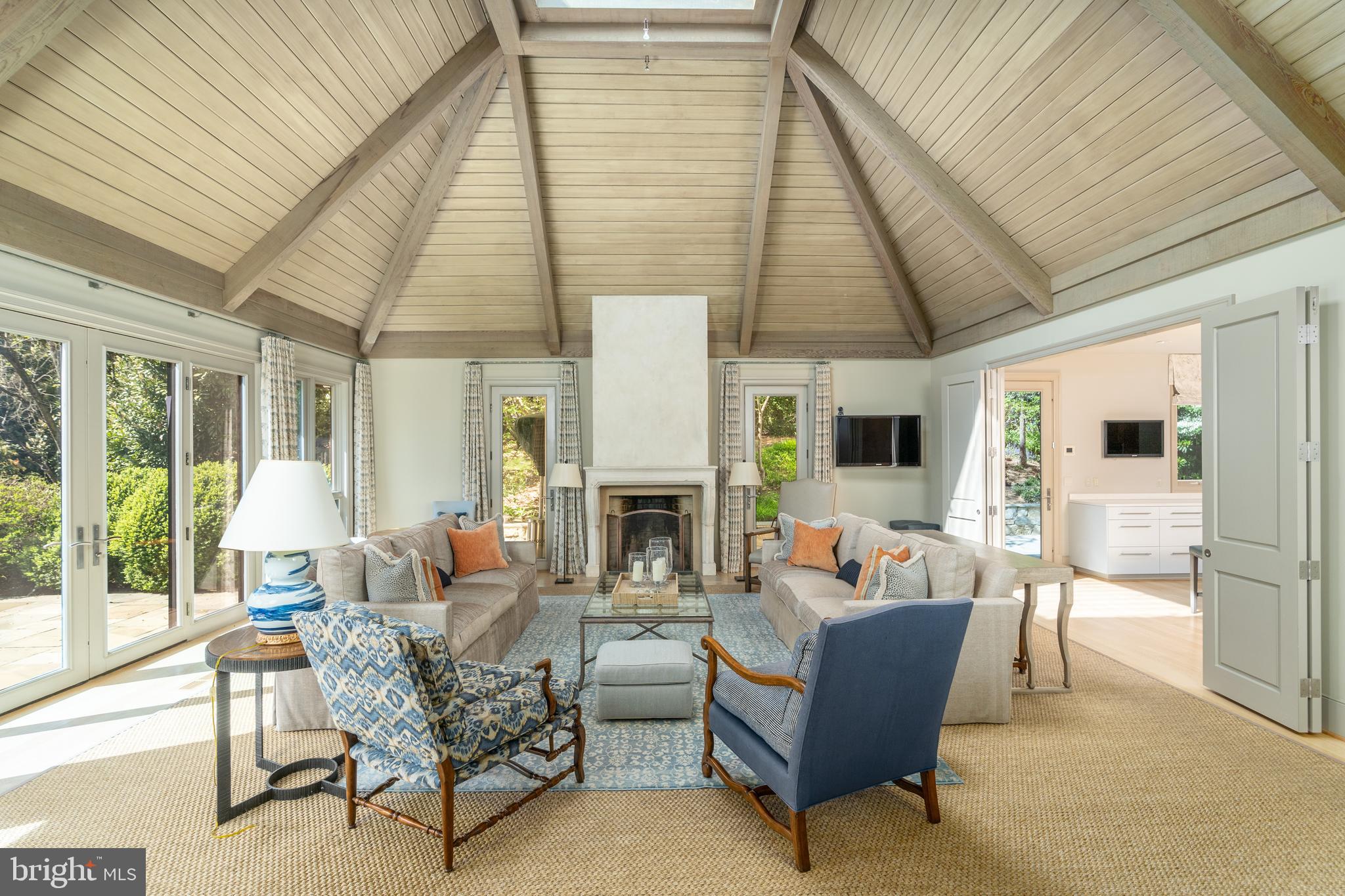 1463 KIRBY ROAD