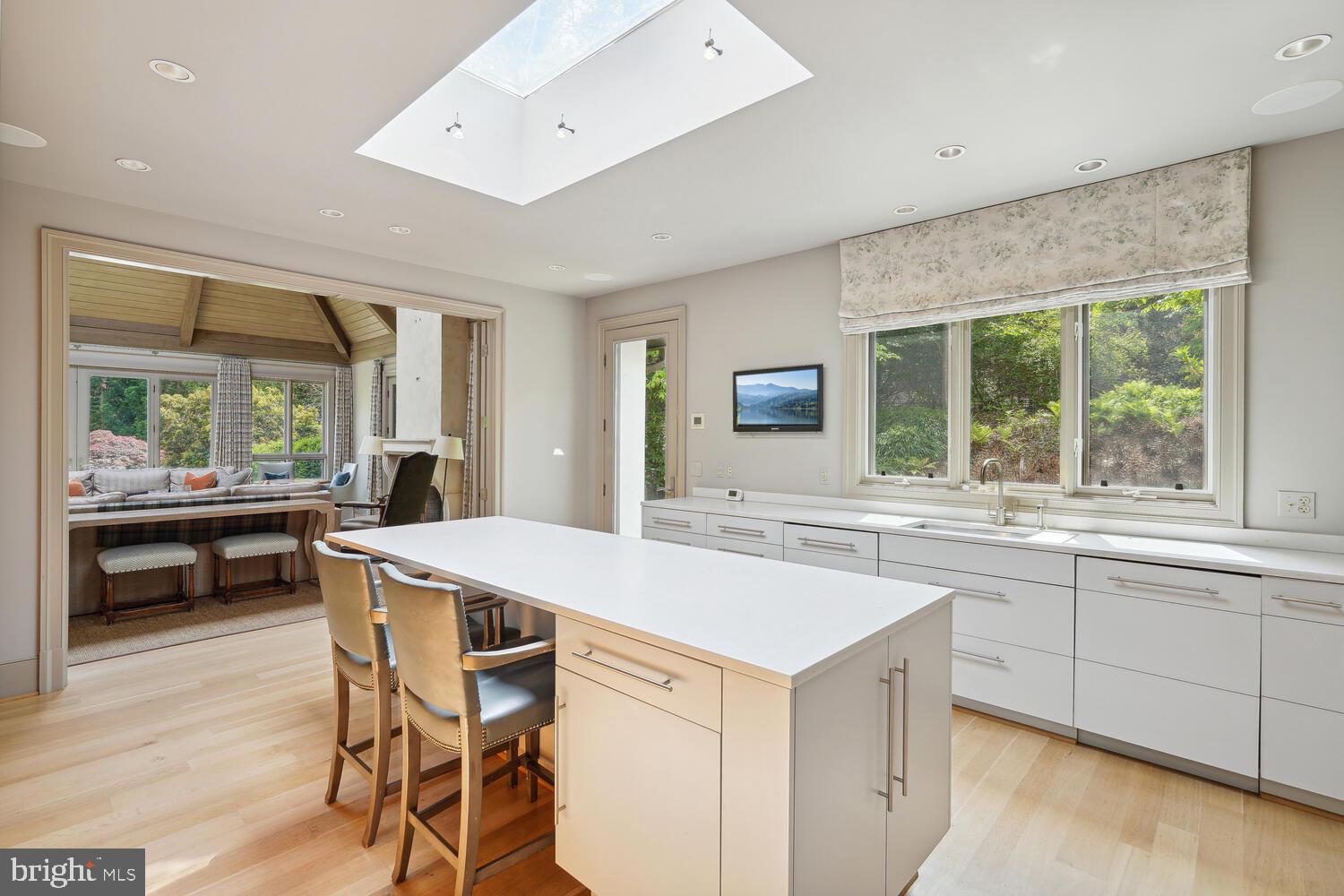 1463 KIRBY ROAD