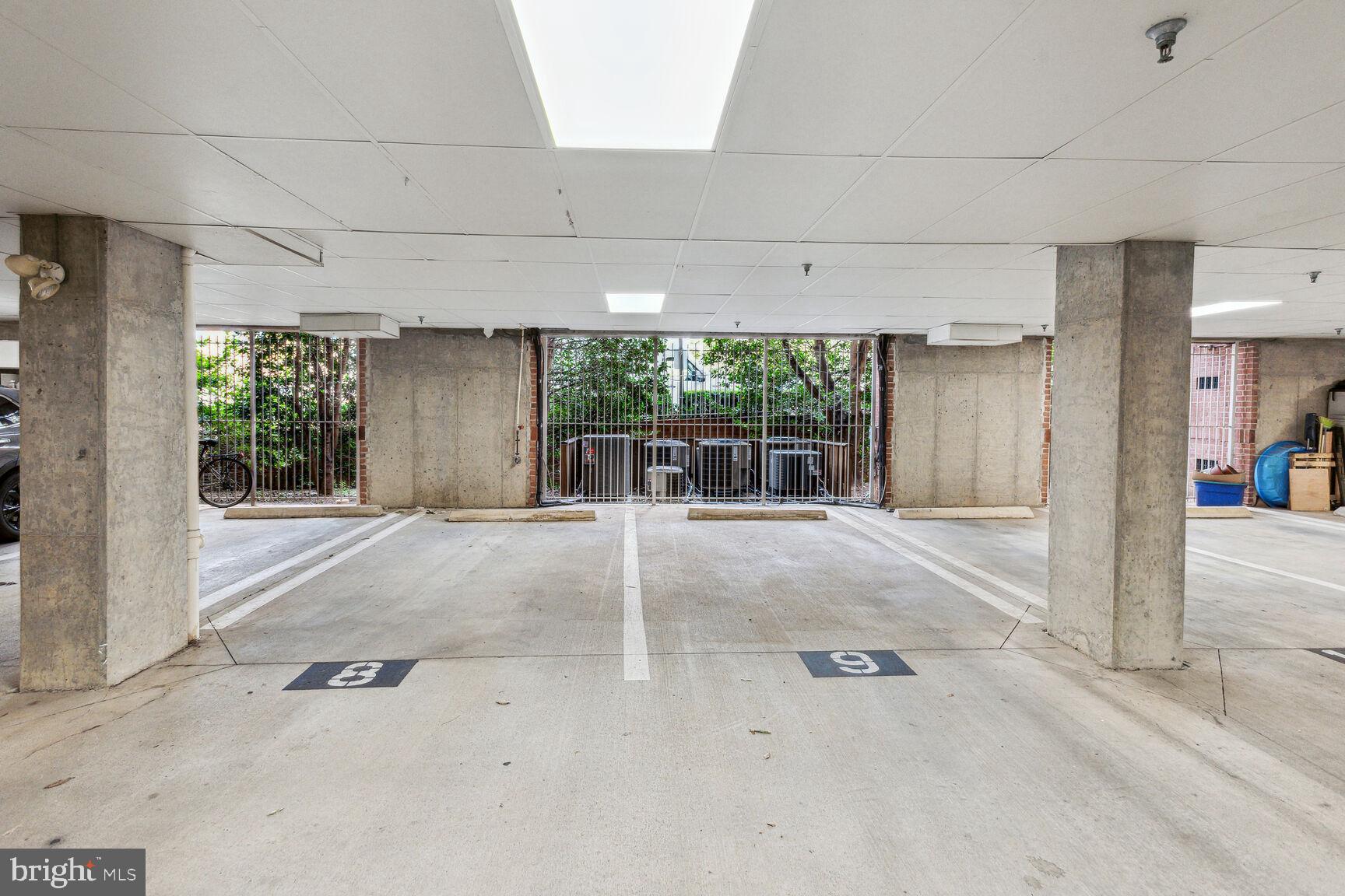 2931 DEER HOLLOW WAY 405/406