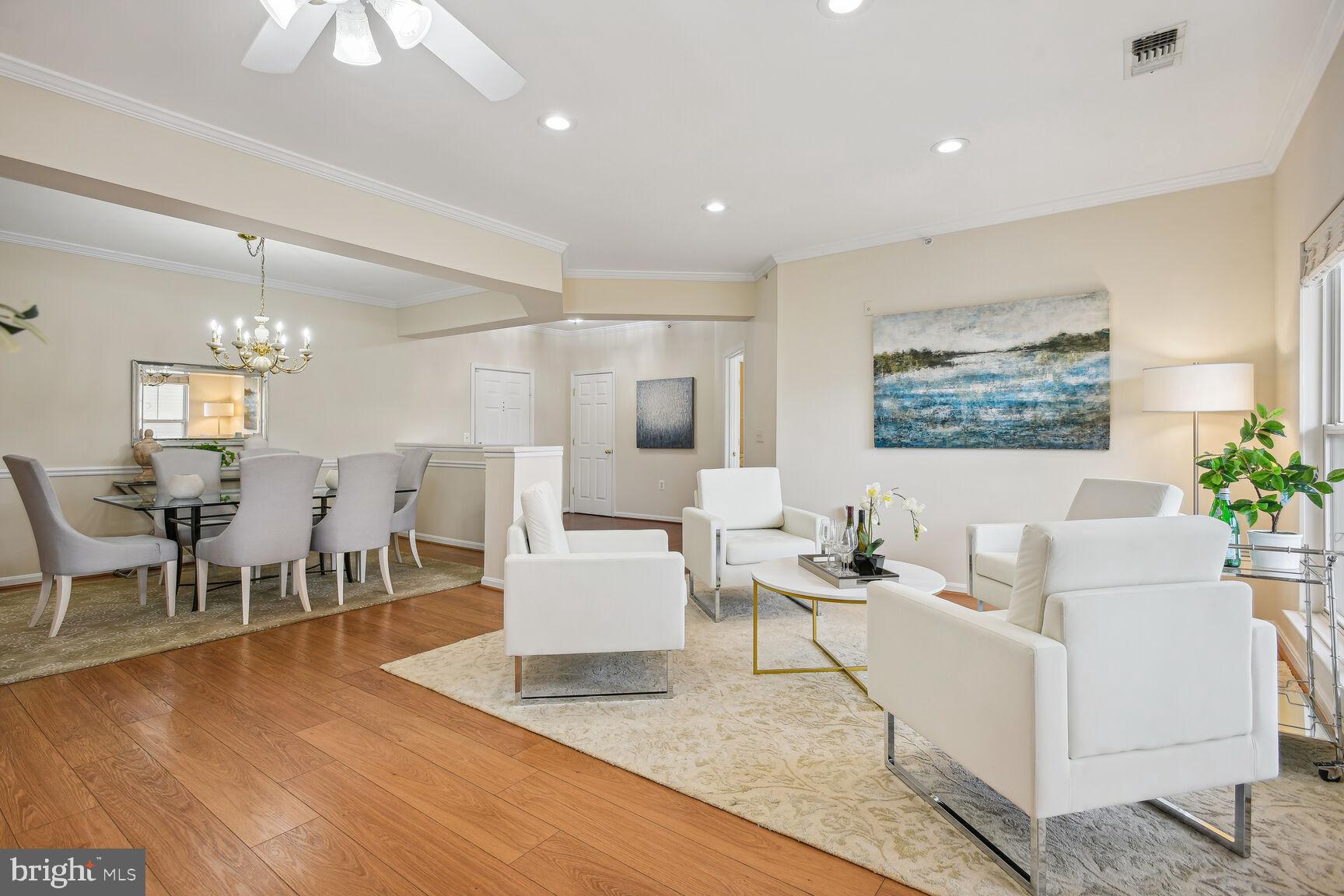 2931 DEER HOLLOW WAY 405/406