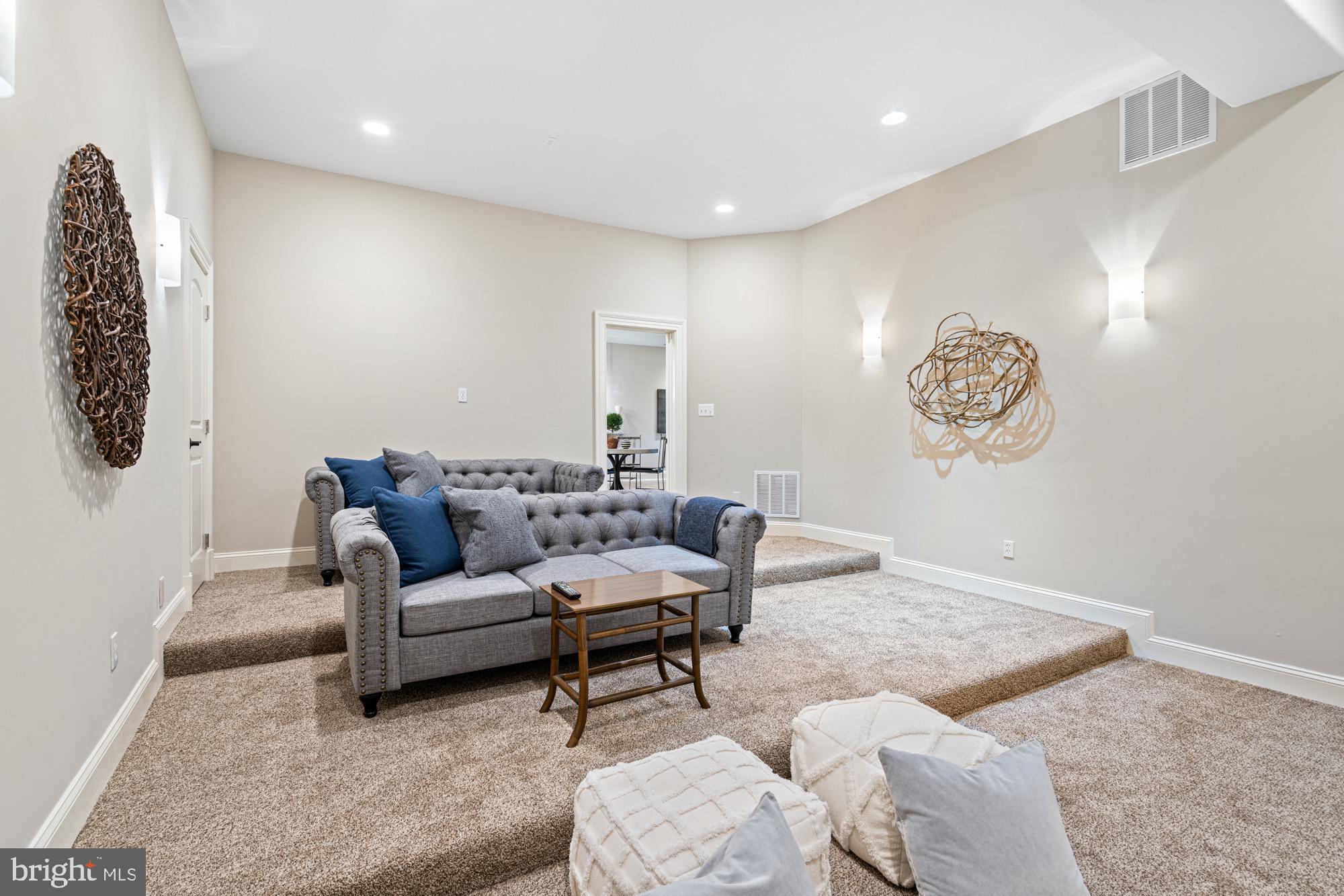 1211 CORBIN COURT