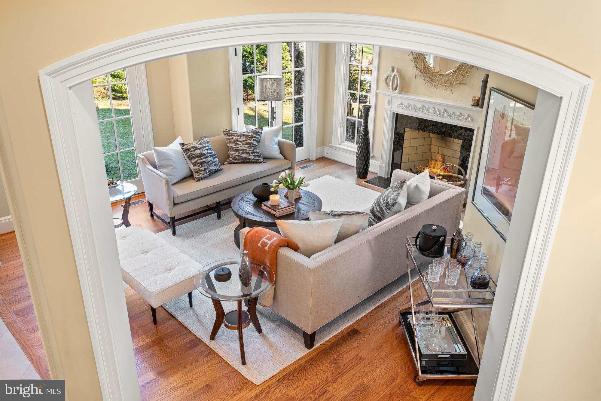 1211 CORBIN COURT