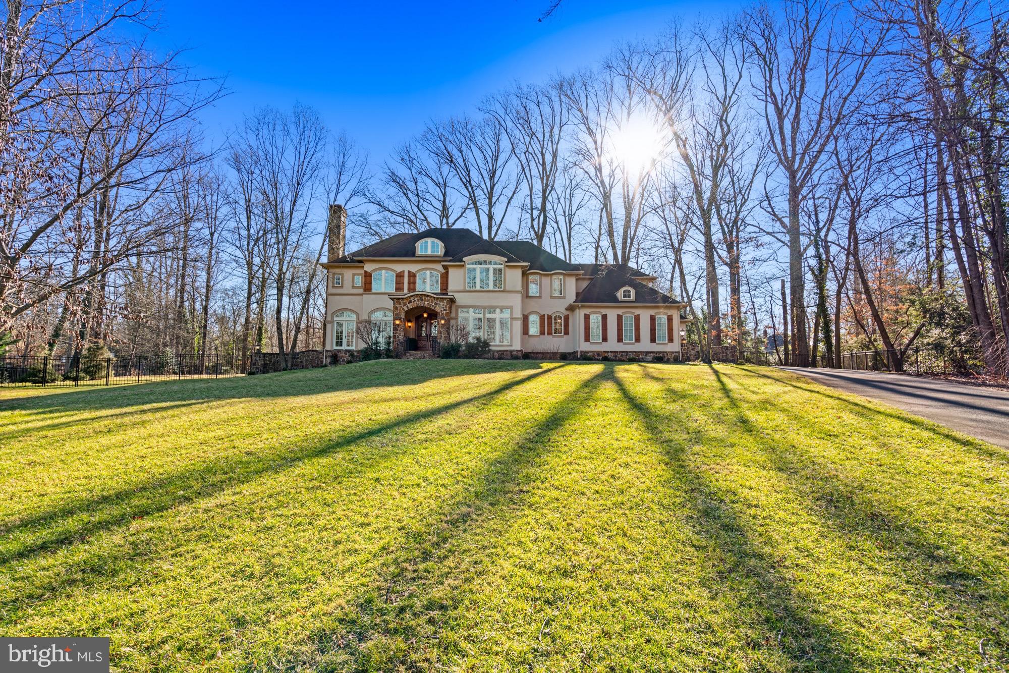 1211 CORBIN COURT