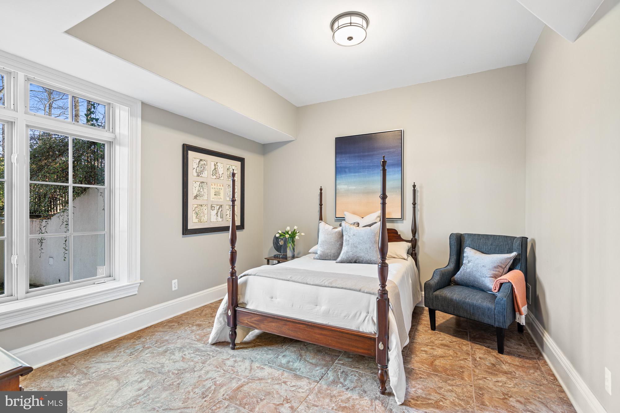 1211 CORBIN COURT