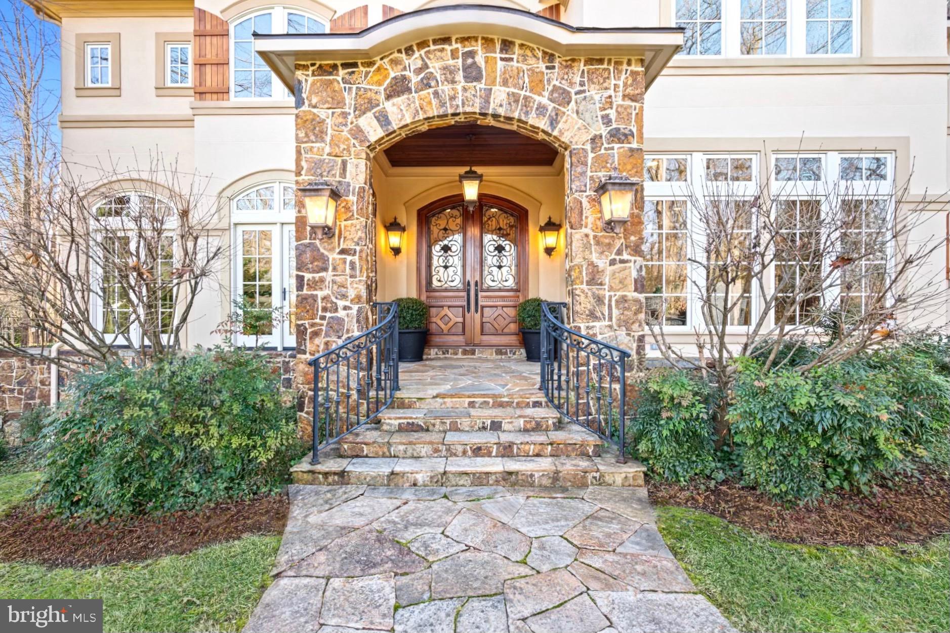 1211 CORBIN COURT