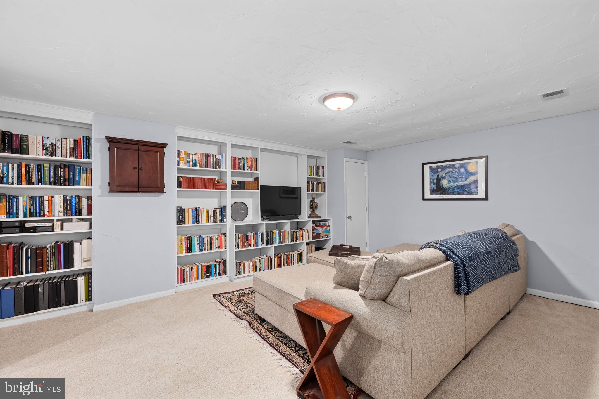 5405 LONG BOAT COURT
