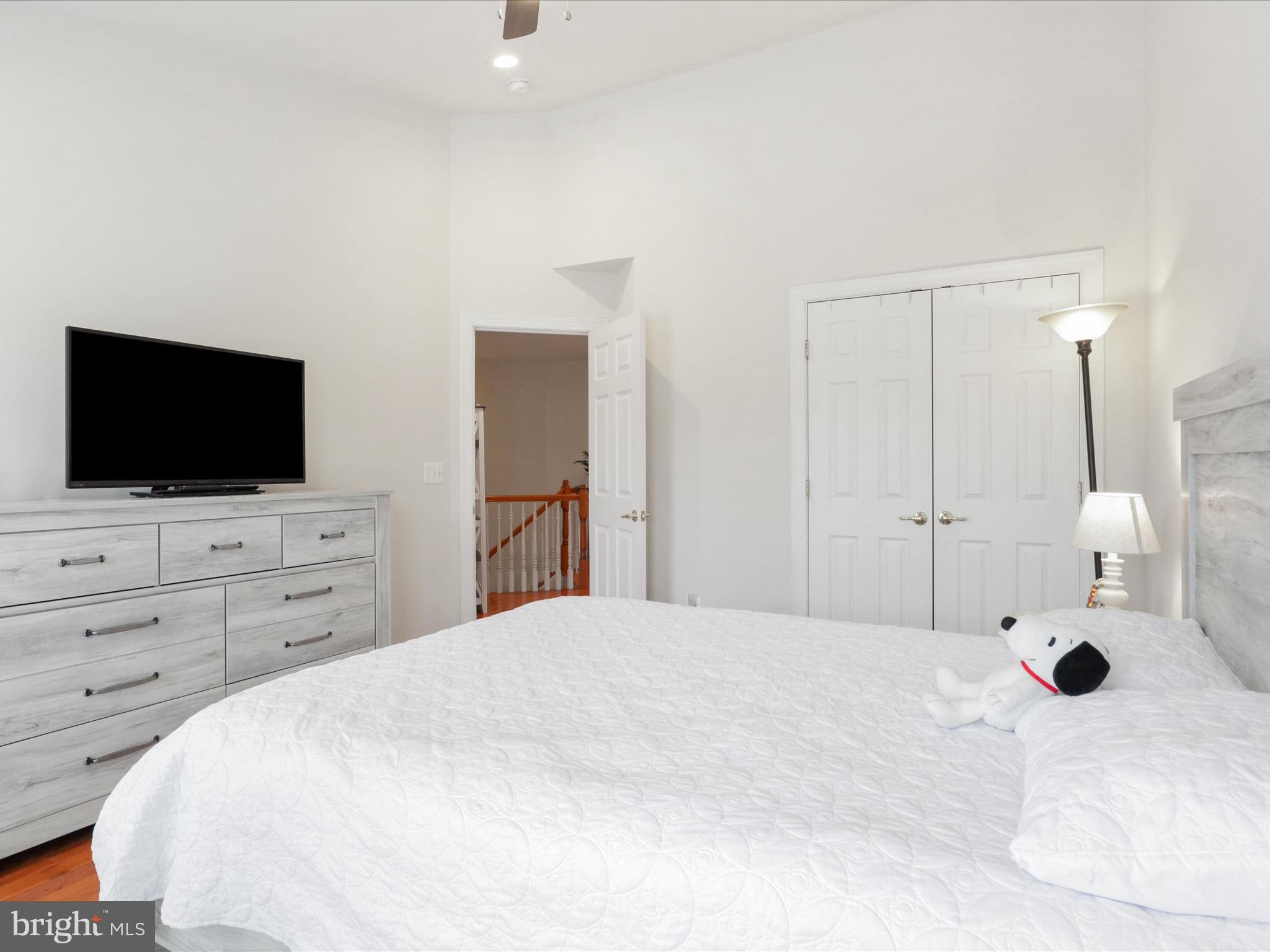 8407 CHAUCER HOUSE COURT