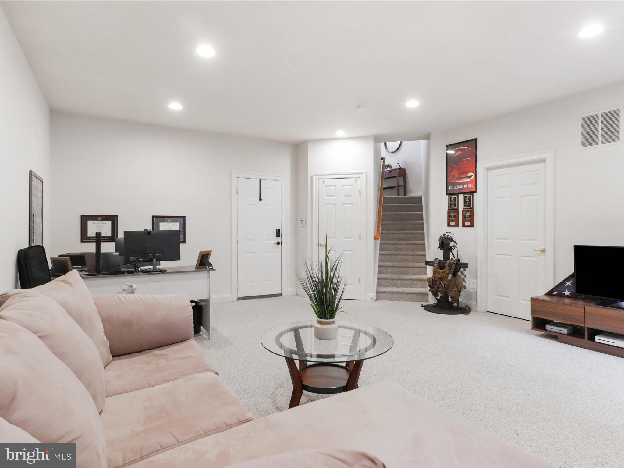 8407 CHAUCER HOUSE COURT