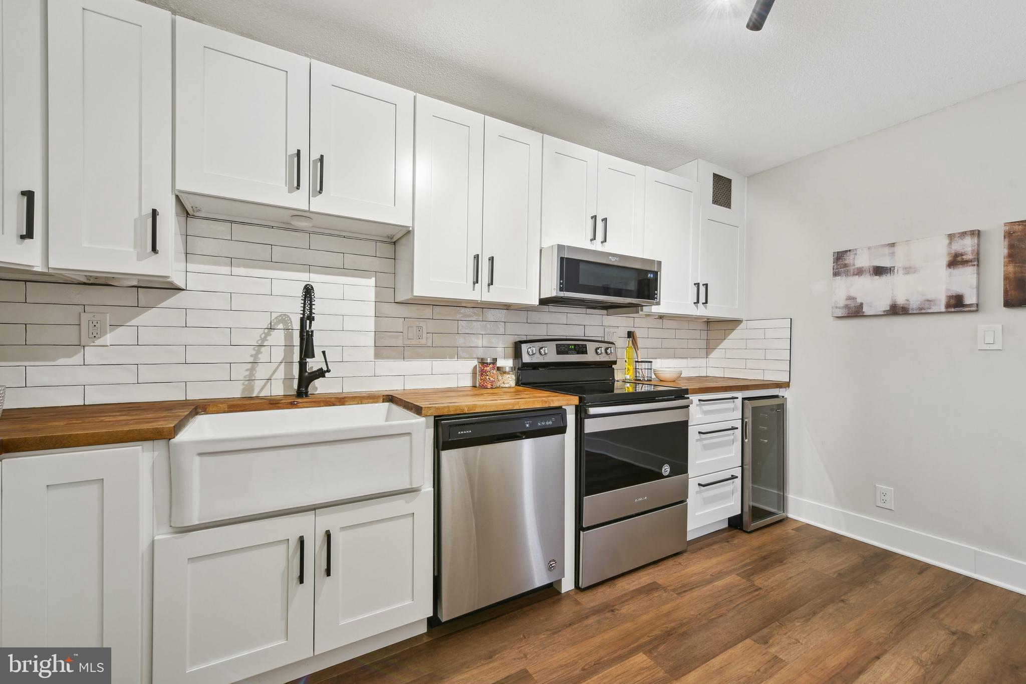 8350 GREENSBORO DRIVE 905