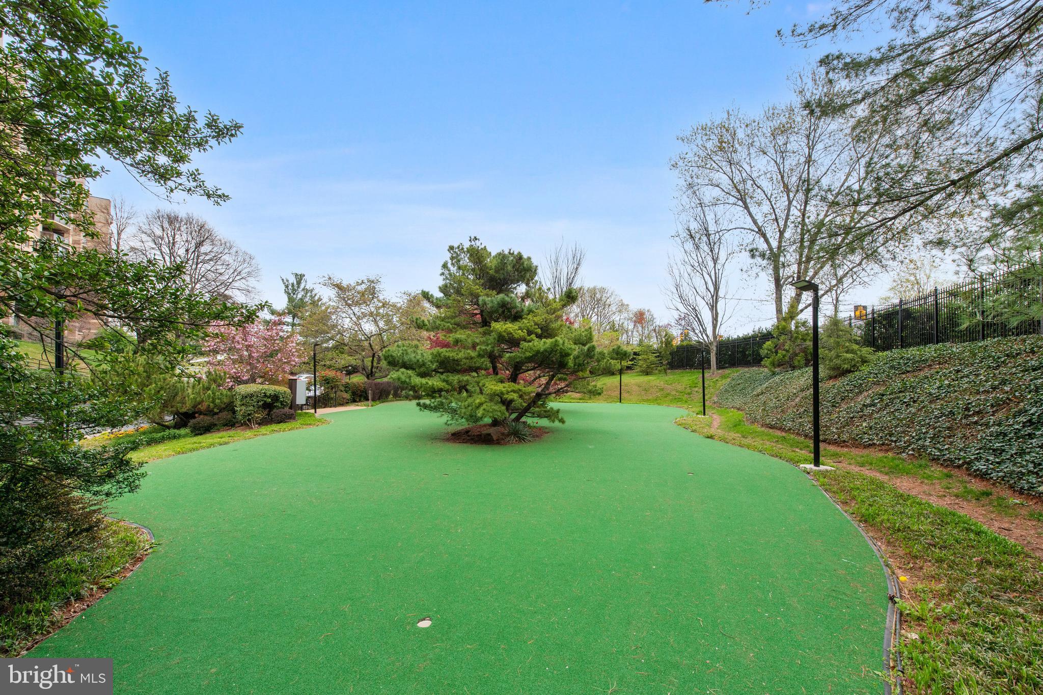 8350 GREENSBORO DRIVE 905