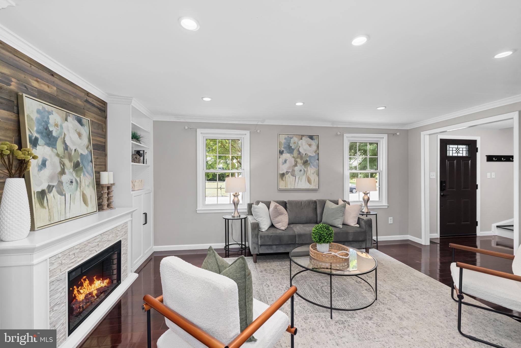 7945 FREEHOLLOW DRIVE