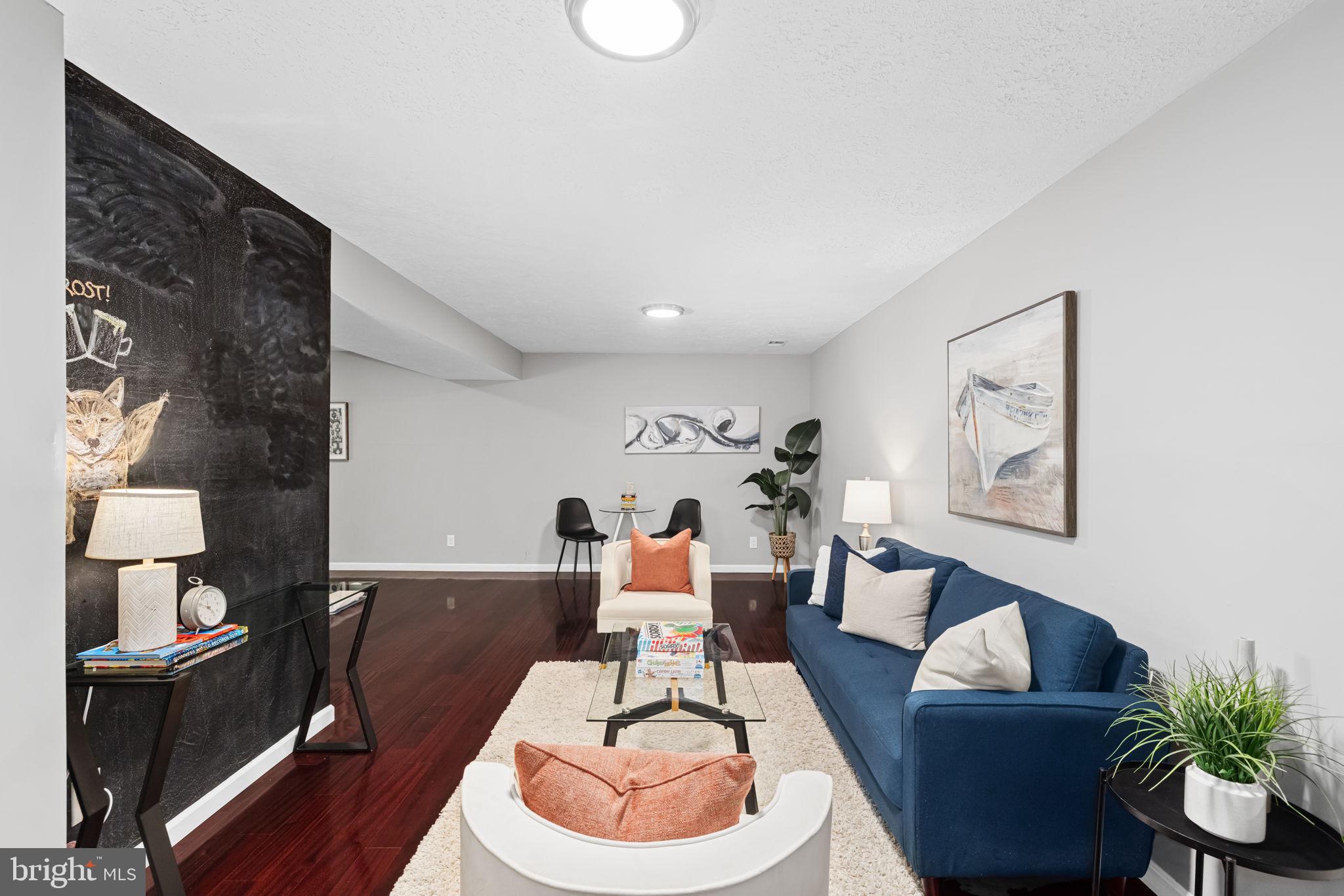 7945 FREEHOLLOW DRIVE