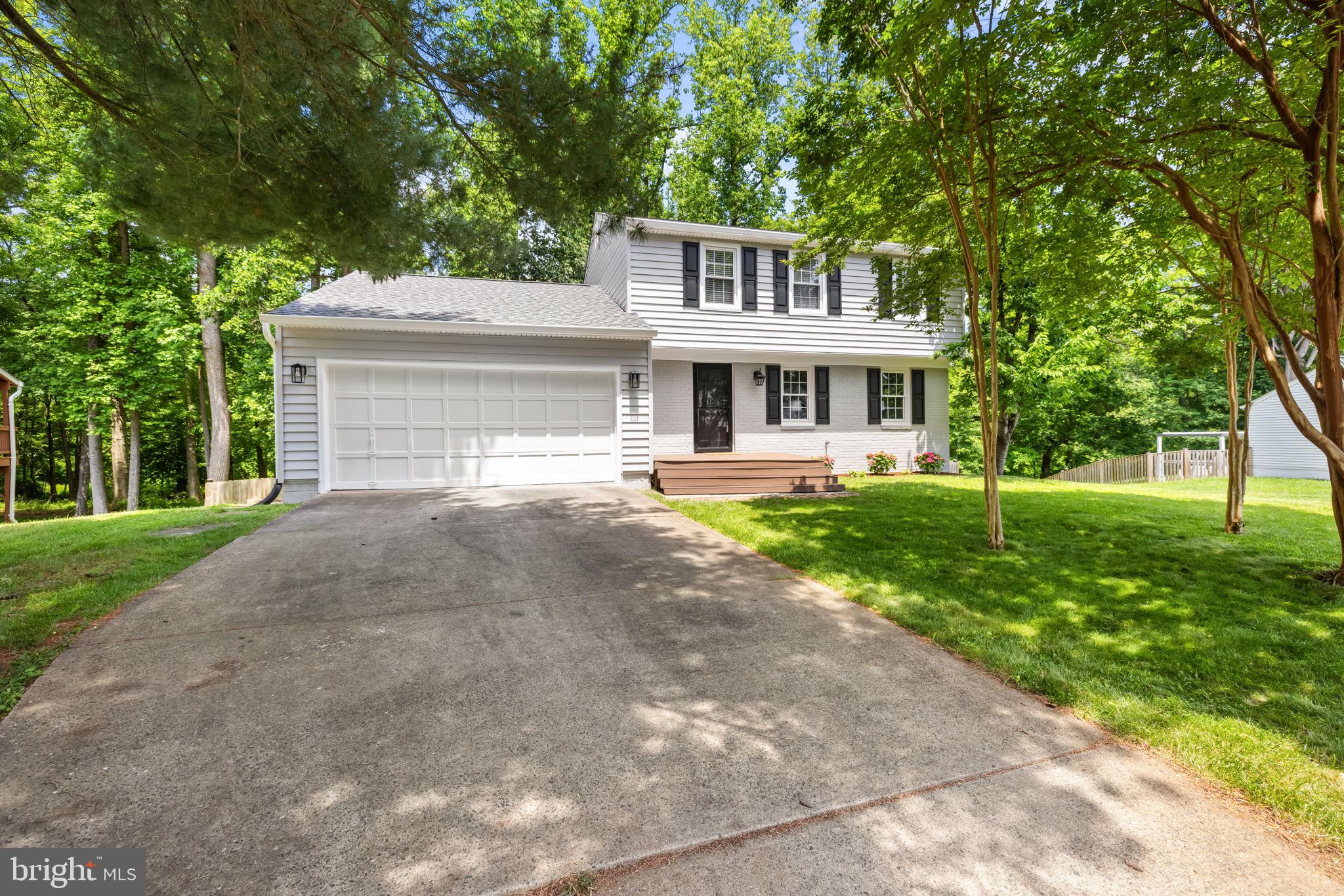 7945 FREEHOLLOW DRIVE