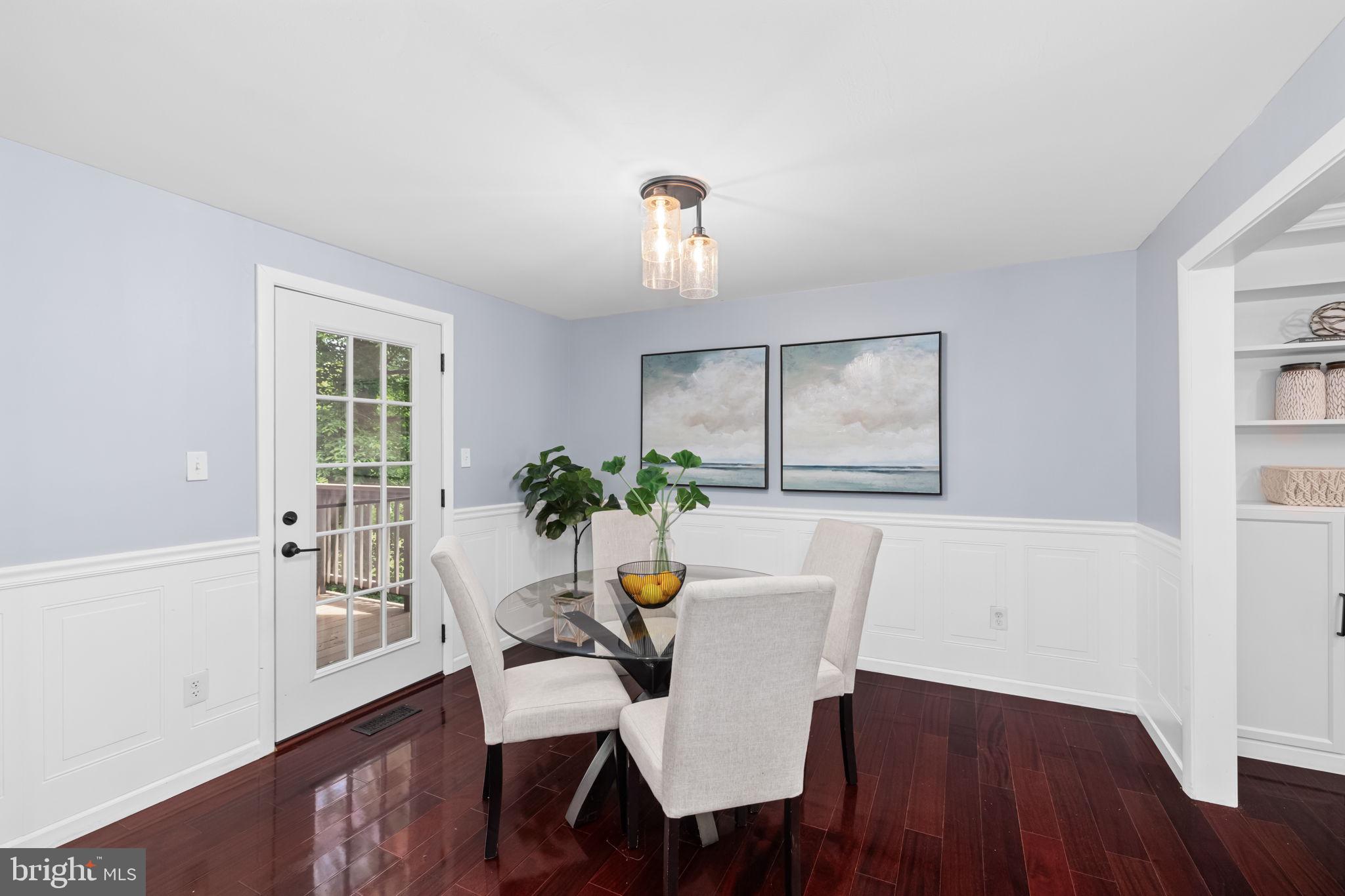 7945 FREEHOLLOW DRIVE