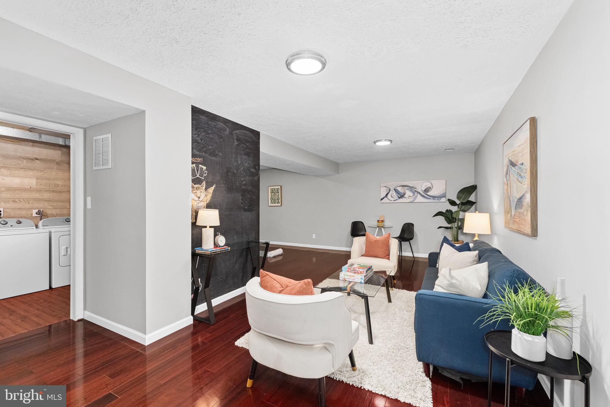 7945 FREEHOLLOW DRIVE