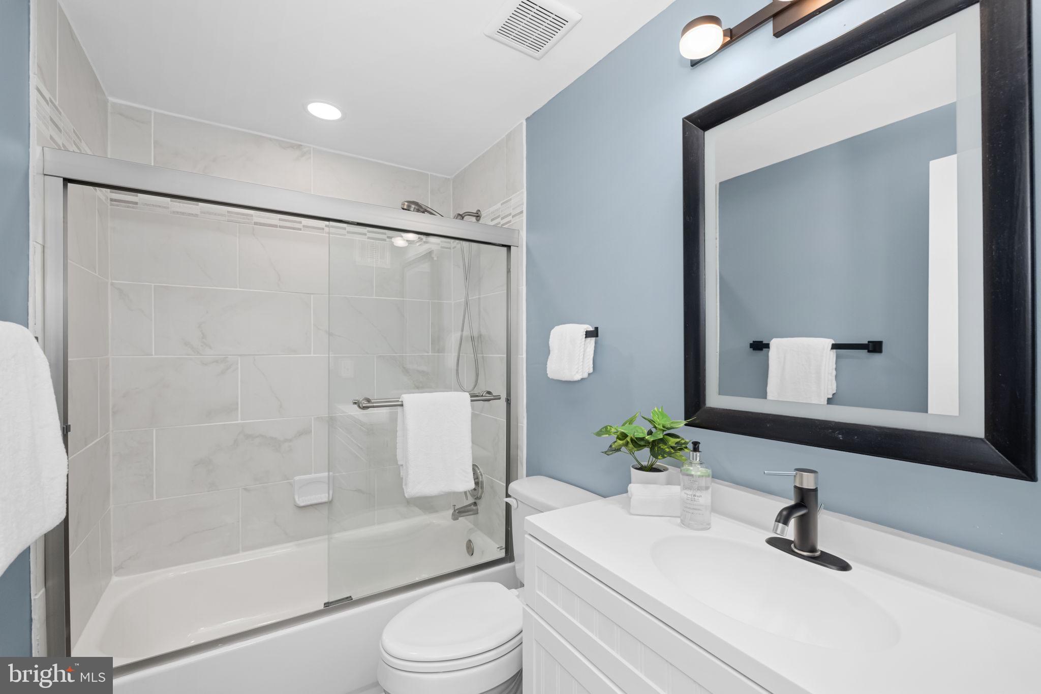 7945 FREEHOLLOW DRIVE